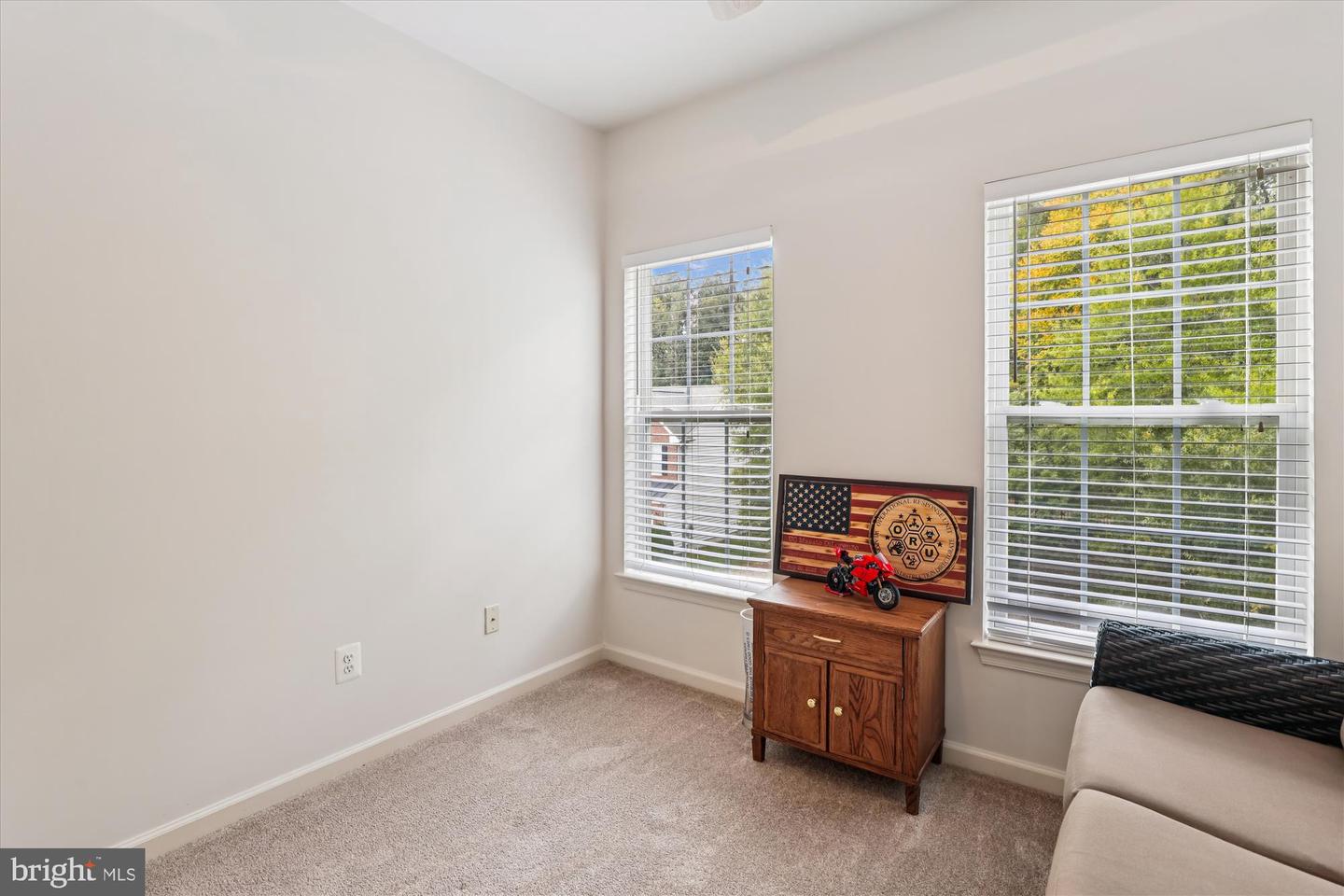 9327 HUNDITH HILL CT, LORTON, Virginia 22079, 3 Bedrooms Bedrooms, ,3 BathroomsBathrooms,Residential,For sale,9327 HUNDITH HILL CT,VAFX2273596 MLS # VAFX2273596
