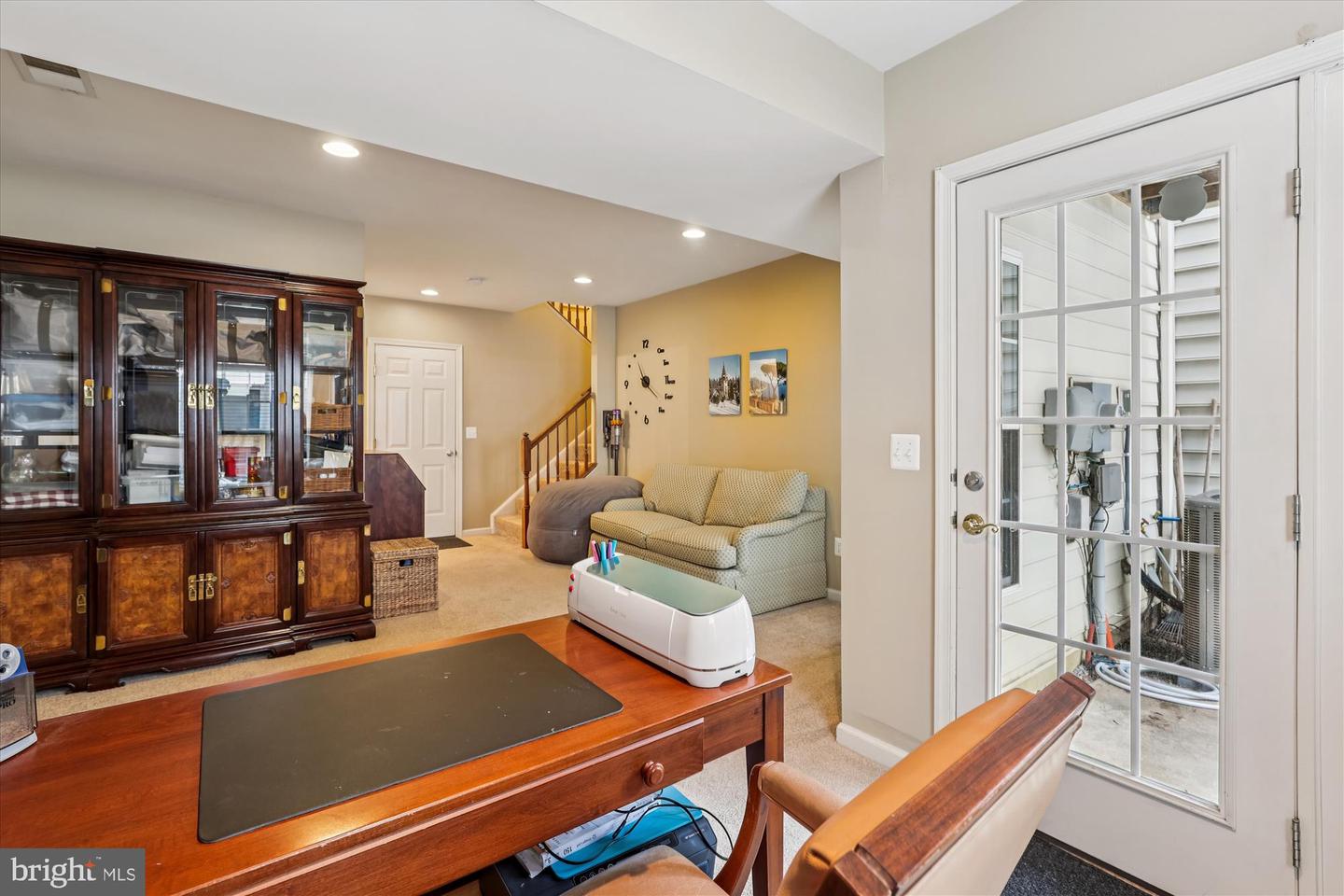 9327 HUNDITH HILL CT, LORTON, Virginia 22079, 3 Bedrooms Bedrooms, ,3 BathroomsBathrooms,Residential,For sale,9327 HUNDITH HILL CT,VAFX2273596 MLS # VAFX2273596