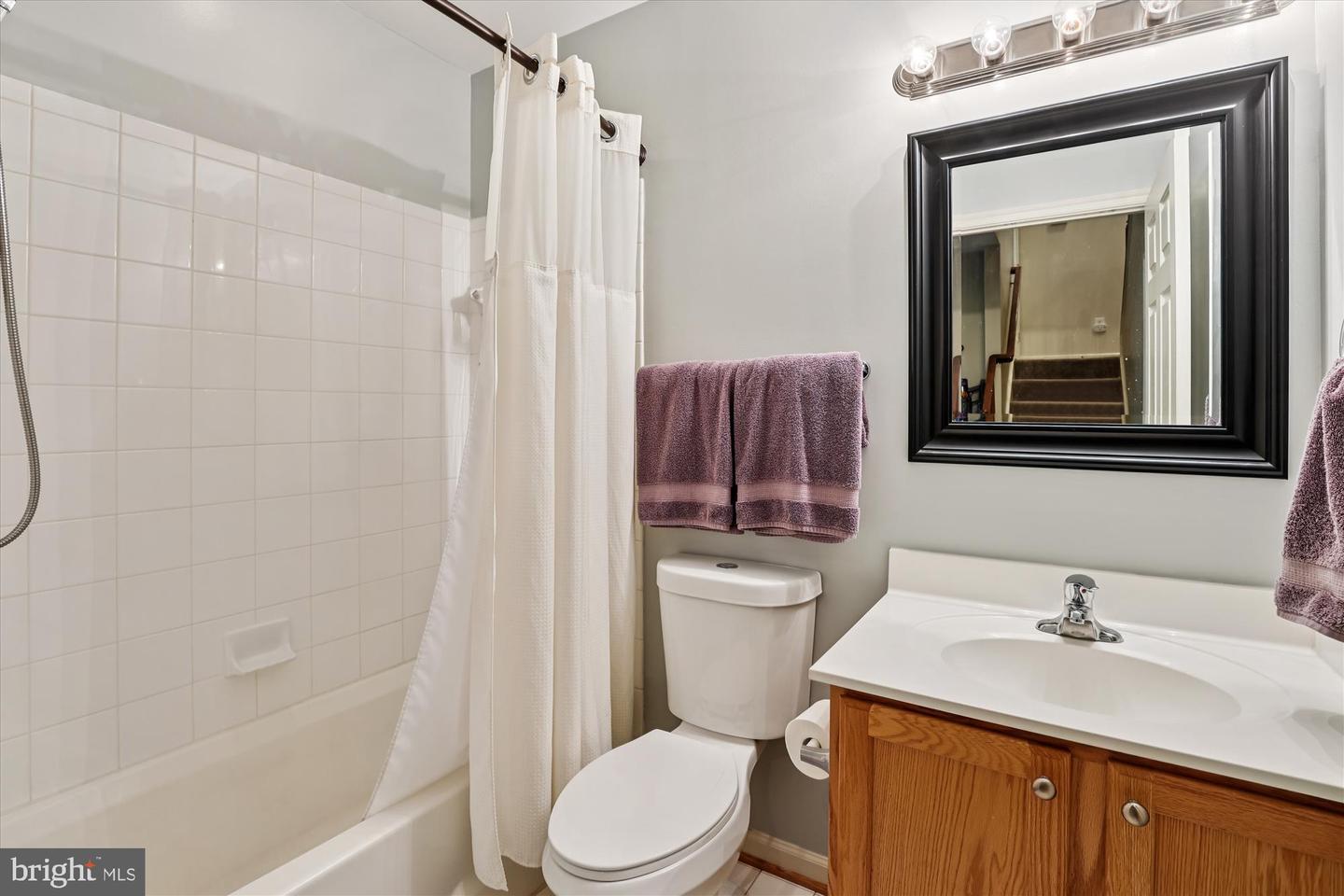 9327 HUNDITH HILL CT, LORTON, Virginia 22079, 3 Bedrooms Bedrooms, ,3 BathroomsBathrooms,Residential,For sale,9327 HUNDITH HILL CT,VAFX2273596 MLS # VAFX2273596