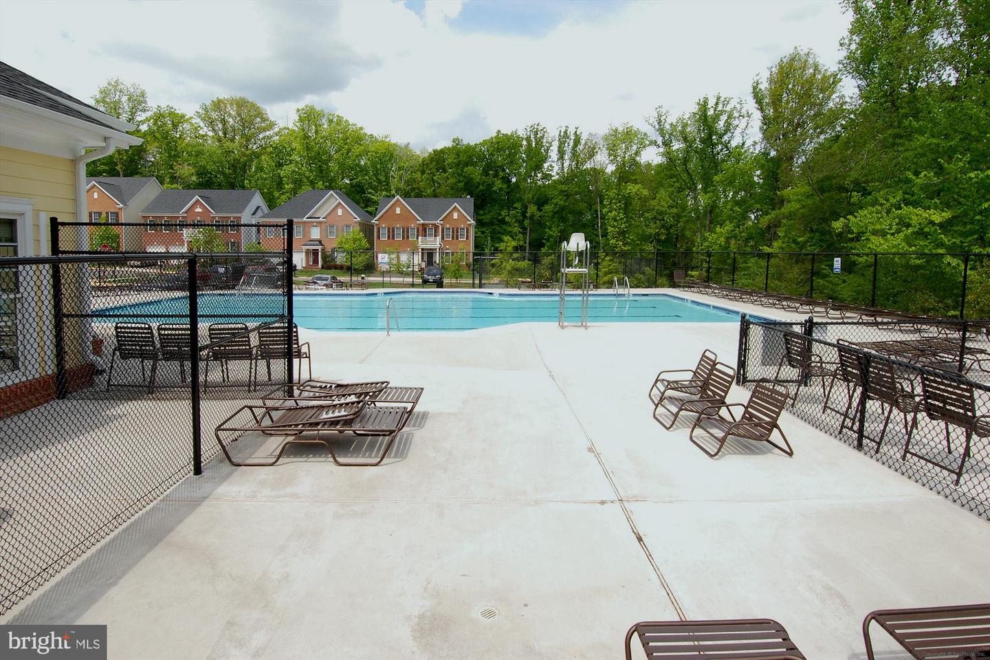 9327 HUNDITH HILL CT, LORTON, Virginia 22079, 3 Bedrooms Bedrooms, ,3 BathroomsBathrooms,Residential,For sale,9327 HUNDITH HILL CT,VAFX2273596 MLS # VAFX2273596