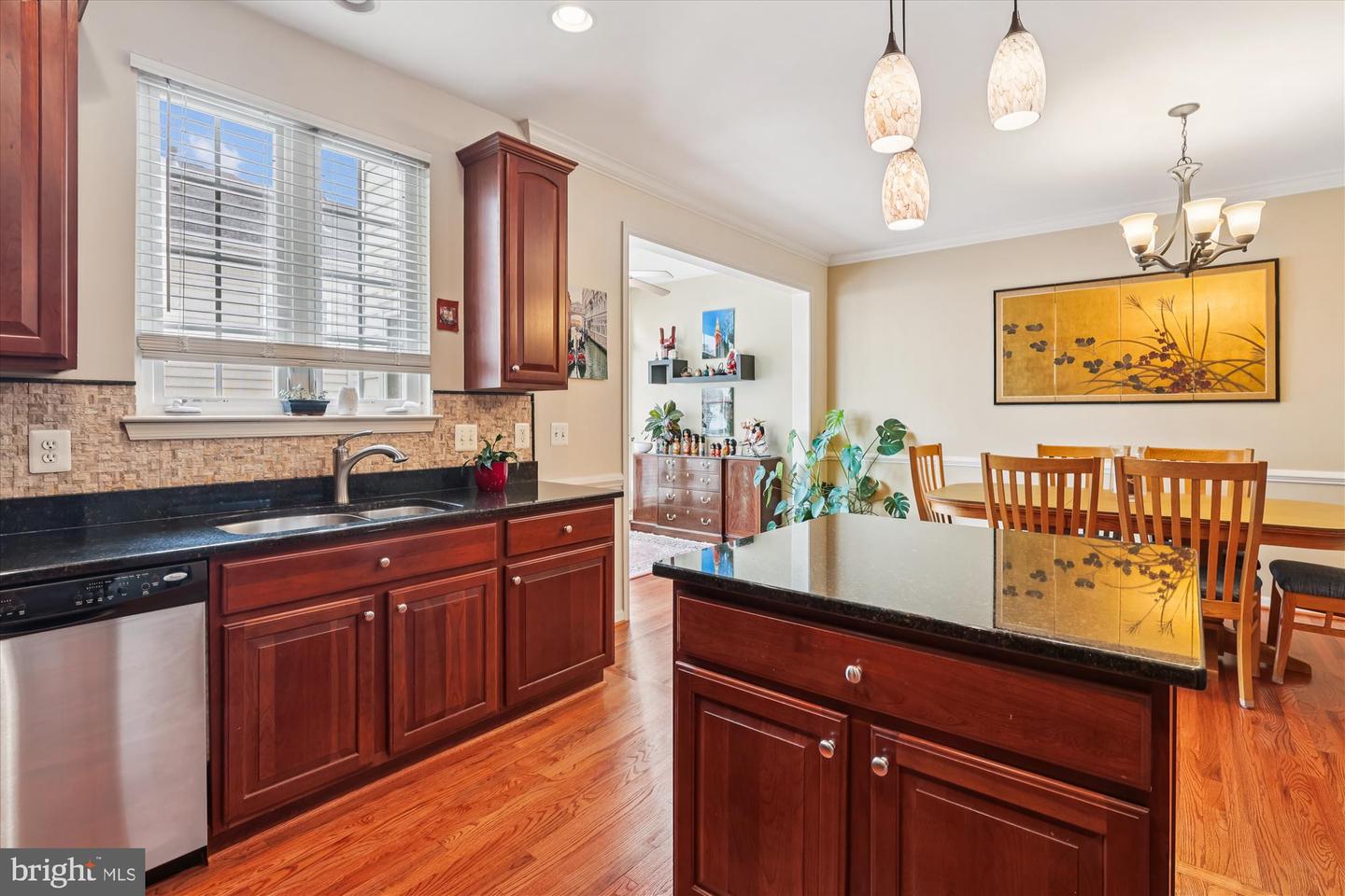 9327 HUNDITH HILL CT, LORTON, Virginia 22079, 3 Bedrooms Bedrooms, ,3 BathroomsBathrooms,Residential,For sale,9327 HUNDITH HILL CT,VAFX2273596 MLS # VAFX2273596