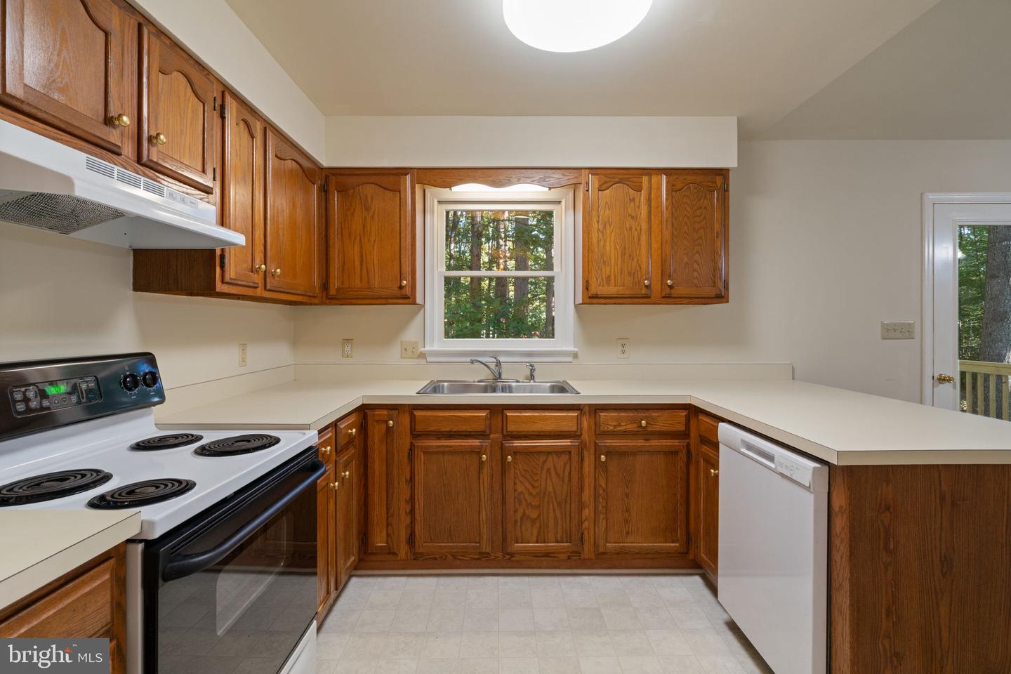 317 COOPER ST, SPOTSYLVANIA, Virginia 22551, 3 Bedrooms Bedrooms, ,1 BathroomBathrooms,Residential,For sale,317 COOPER ST,VASP2036820 MLS # VASP2036820