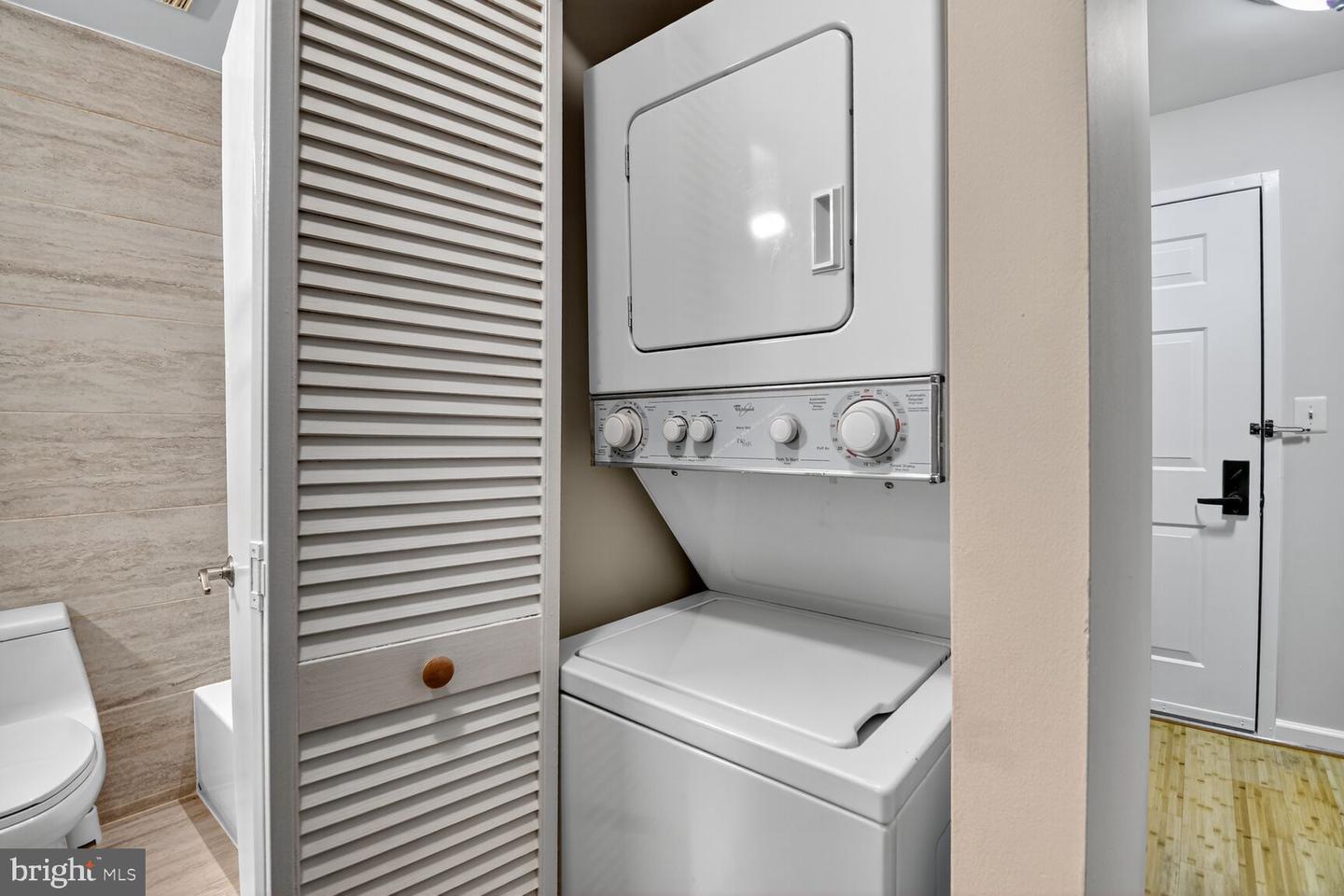 1001 N VERMONT ST #102, ARLINGTON, Virginia 22201, 2 Bedrooms Bedrooms, ,1 BathroomBathrooms,Residential,For sale,1001 N VERMONT ST #102,VAAR2064744 MLS # VAAR2064744