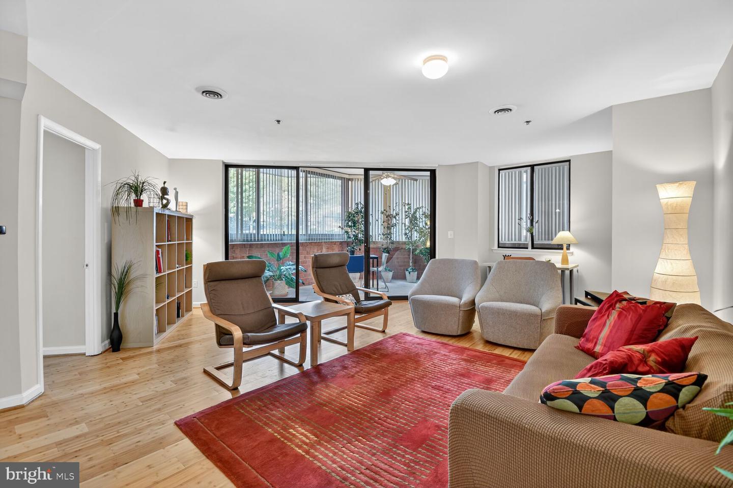 1001 N VERMONT ST #102, ARLINGTON, Virginia 22201, 2 Bedrooms Bedrooms, ,1 BathroomBathrooms,Residential,For sale,1001 N VERMONT ST #102,VAAR2064744 MLS # VAAR2064744