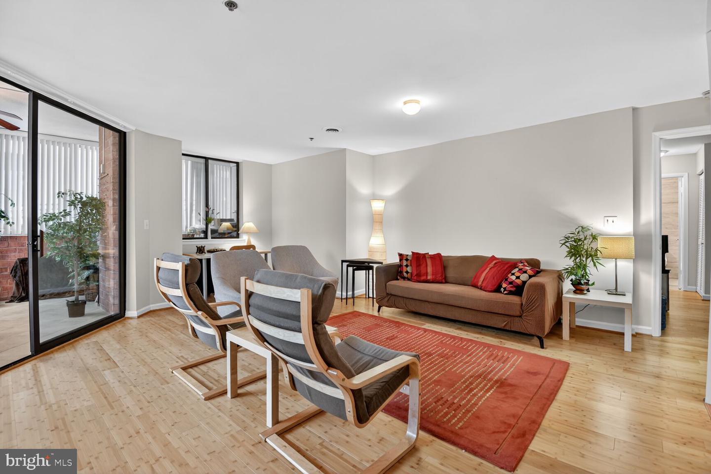 1001 N VERMONT ST #102, ARLINGTON, Virginia 22201, 2 Bedrooms Bedrooms, ,1 BathroomBathrooms,Residential,For sale,1001 N VERMONT ST #102,VAAR2064744 MLS # VAAR2064744