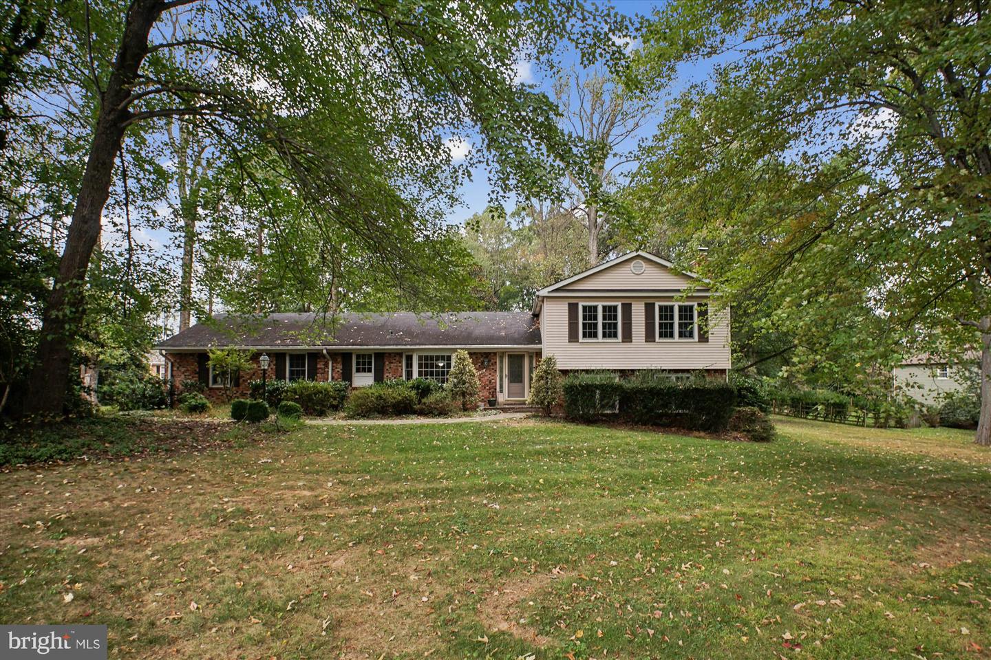 3424 TILTON VALLEY DR, FAIRFAX, Virginia 22033, 5 Bedrooms Bedrooms, ,2 BathroomsBathrooms,Residential,For sale,3424 TILTON VALLEY DR,VAFX2273606 MLS # VAFX2273606