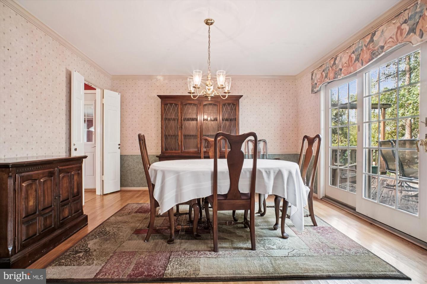 3424 TILTON VALLEY DR, FAIRFAX, Virginia 22033, 5 Bedrooms Bedrooms, ,2 BathroomsBathrooms,Residential,For sale,3424 TILTON VALLEY DR,VAFX2273606 MLS # VAFX2273606