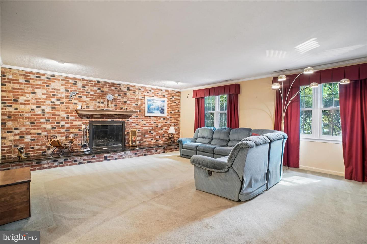 3424 TILTON VALLEY DR, FAIRFAX, Virginia 22033, 5 Bedrooms Bedrooms, ,2 BathroomsBathrooms,Residential,For sale,3424 TILTON VALLEY DR,VAFX2273606 MLS # VAFX2273606