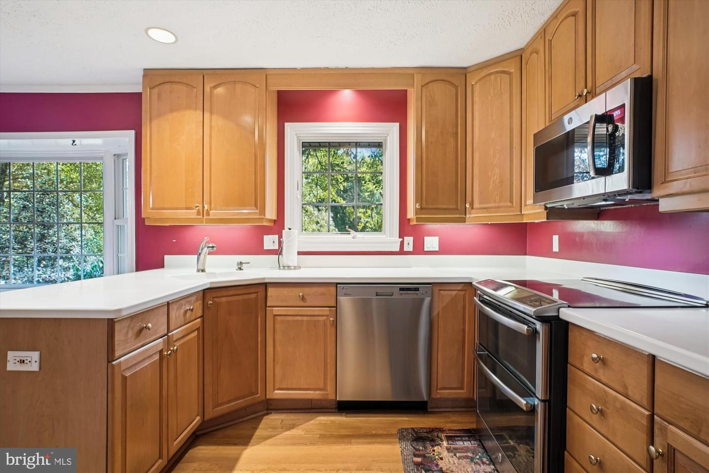 3424 TILTON VALLEY DR, FAIRFAX, Virginia 22033, 5 Bedrooms Bedrooms, ,2 BathroomsBathrooms,Residential,For sale,3424 TILTON VALLEY DR,VAFX2273606 MLS # VAFX2273606