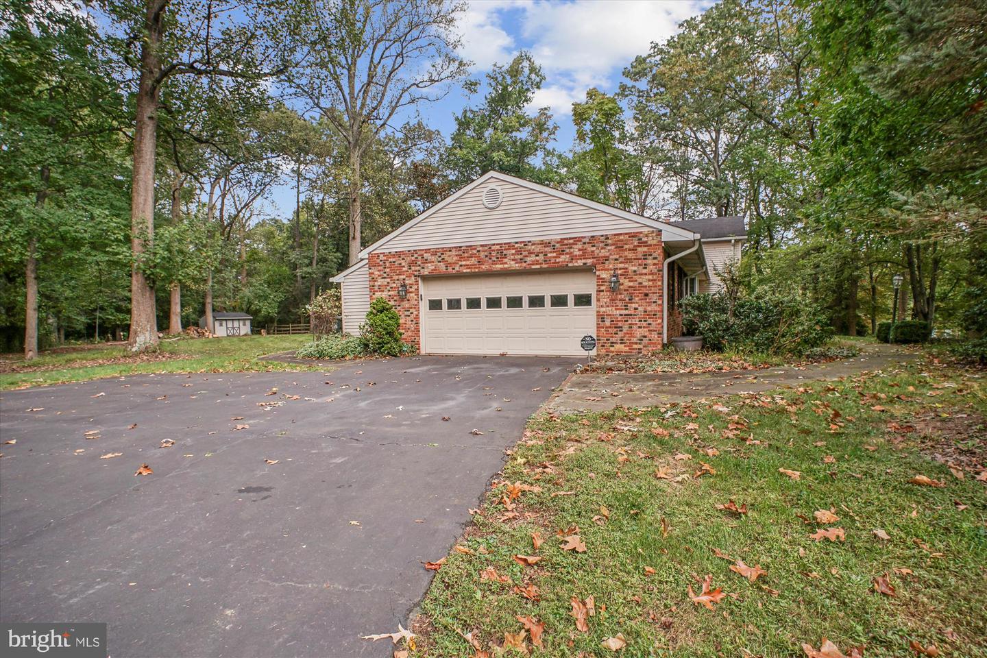 3424 TILTON VALLEY DR, FAIRFAX, Virginia 22033, 5 Bedrooms Bedrooms, ,2 BathroomsBathrooms,Residential,For sale,3424 TILTON VALLEY DR,VAFX2273606 MLS # VAFX2273606
