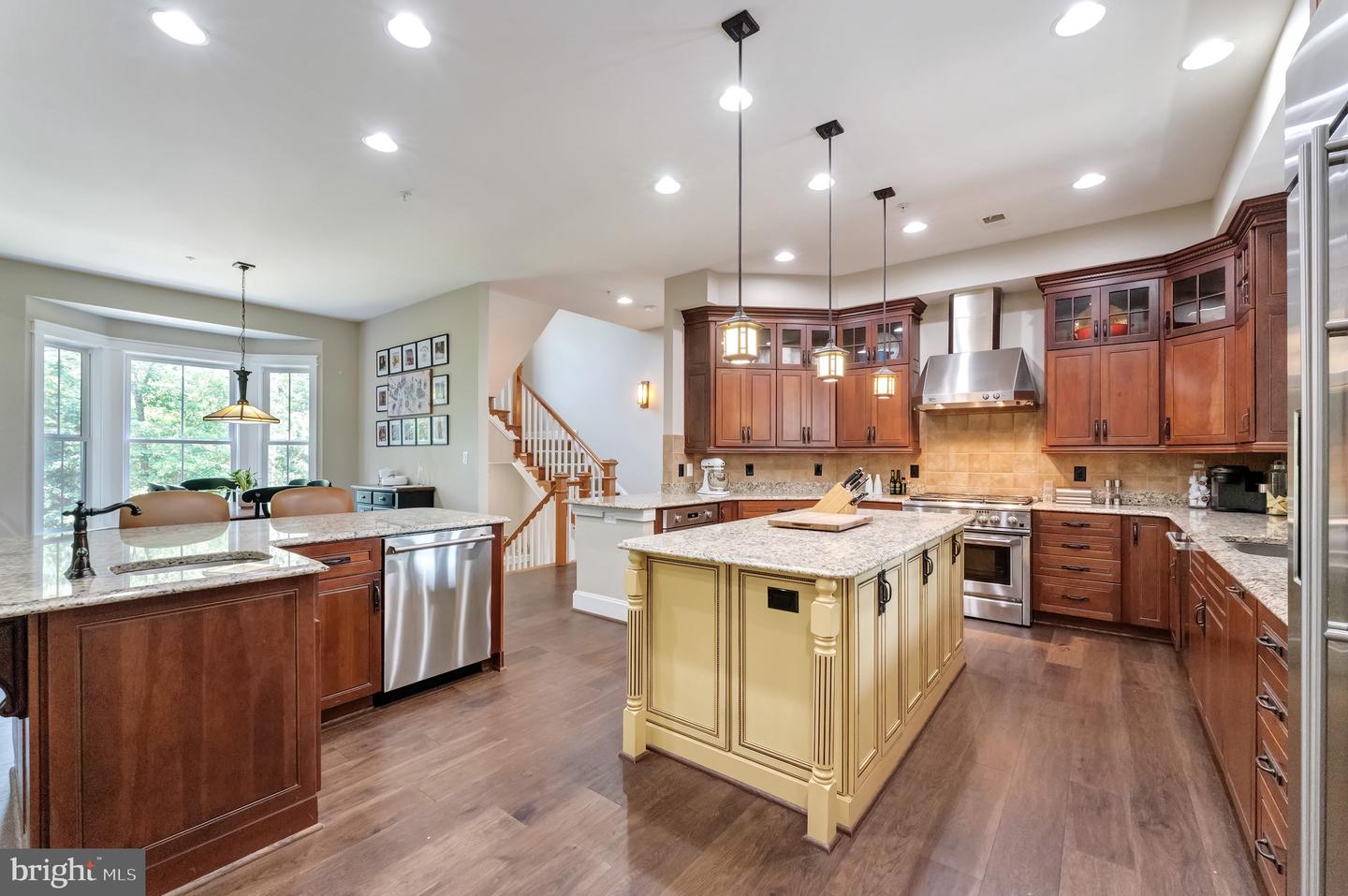 14428 EAGLE ISLAND CT, GAINESVILLE, Virginia 20155, 6 Bedrooms Bedrooms, ,7 BathroomsBathrooms,Residential,For sale,14428 EAGLE ISLAND CT,VAPW2105722 MLS # VAPW2105722