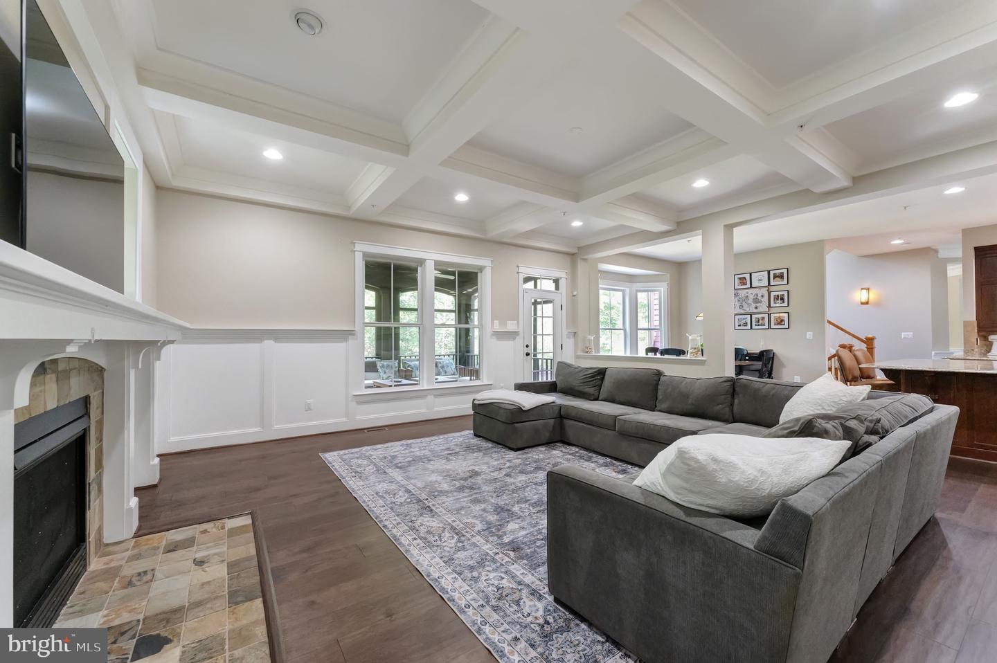 14428 EAGLE ISLAND CT, GAINESVILLE, Virginia 20155, 6 Bedrooms Bedrooms, ,7 BathroomsBathrooms,Residential,For sale,14428 EAGLE ISLAND CT,VAPW2105722 MLS # VAPW2105722