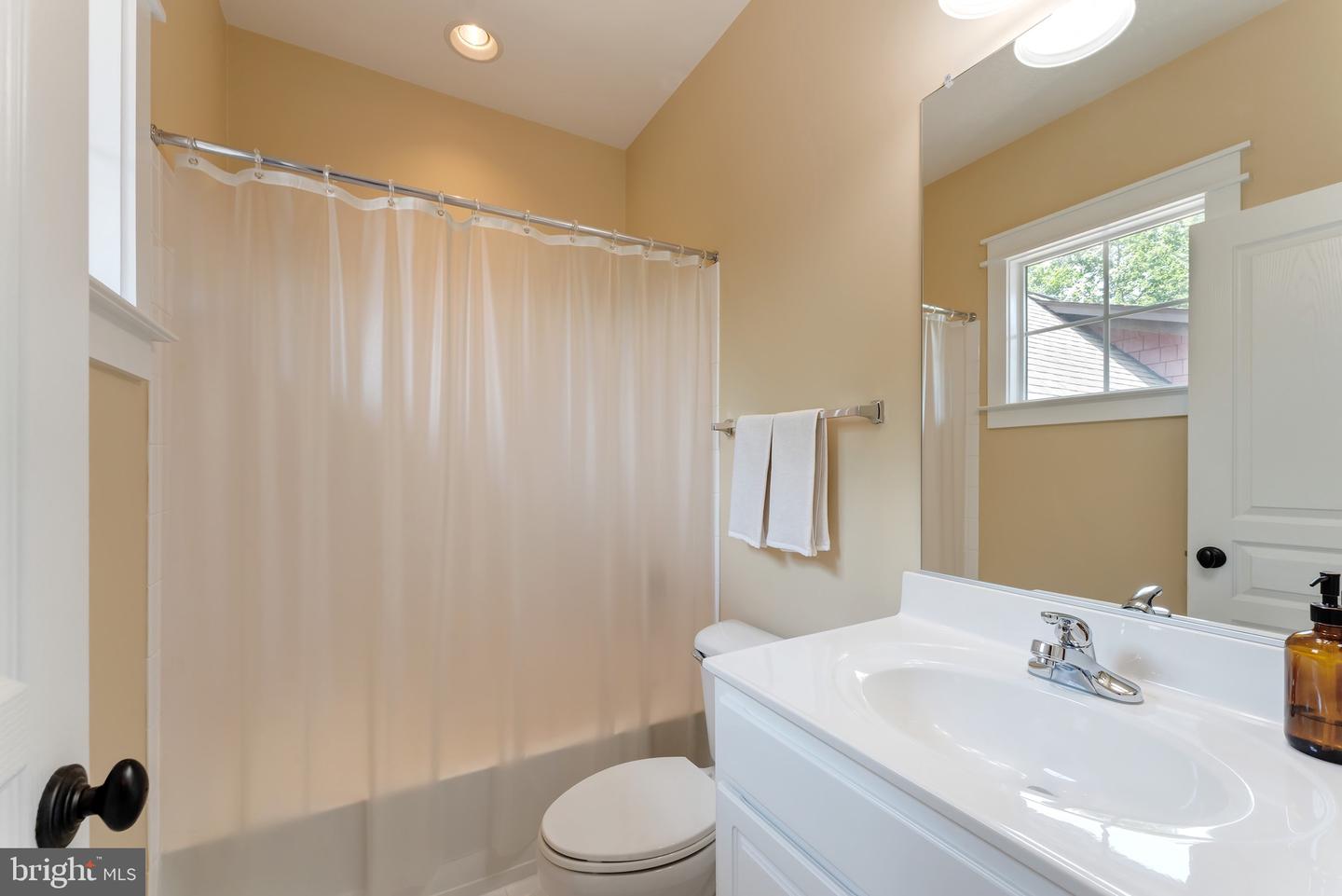 14428 EAGLE ISLAND CT, GAINESVILLE, Virginia 20155, 6 Bedrooms Bedrooms, ,7 BathroomsBathrooms,Residential,For sale,14428 EAGLE ISLAND CT,VAPW2105722 MLS # VAPW2105722