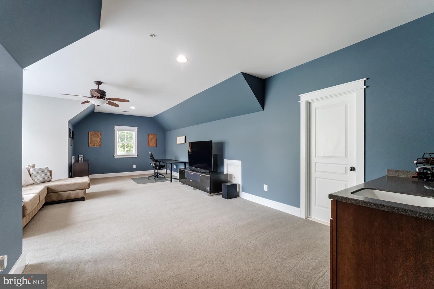 14428 EAGLE ISLAND CT, GAINESVILLE, Virginia 20155, 6 Bedrooms Bedrooms, ,7 BathroomsBathrooms,Residential,For sale,14428 EAGLE ISLAND CT,VAPW2105722 MLS # VAPW2105722