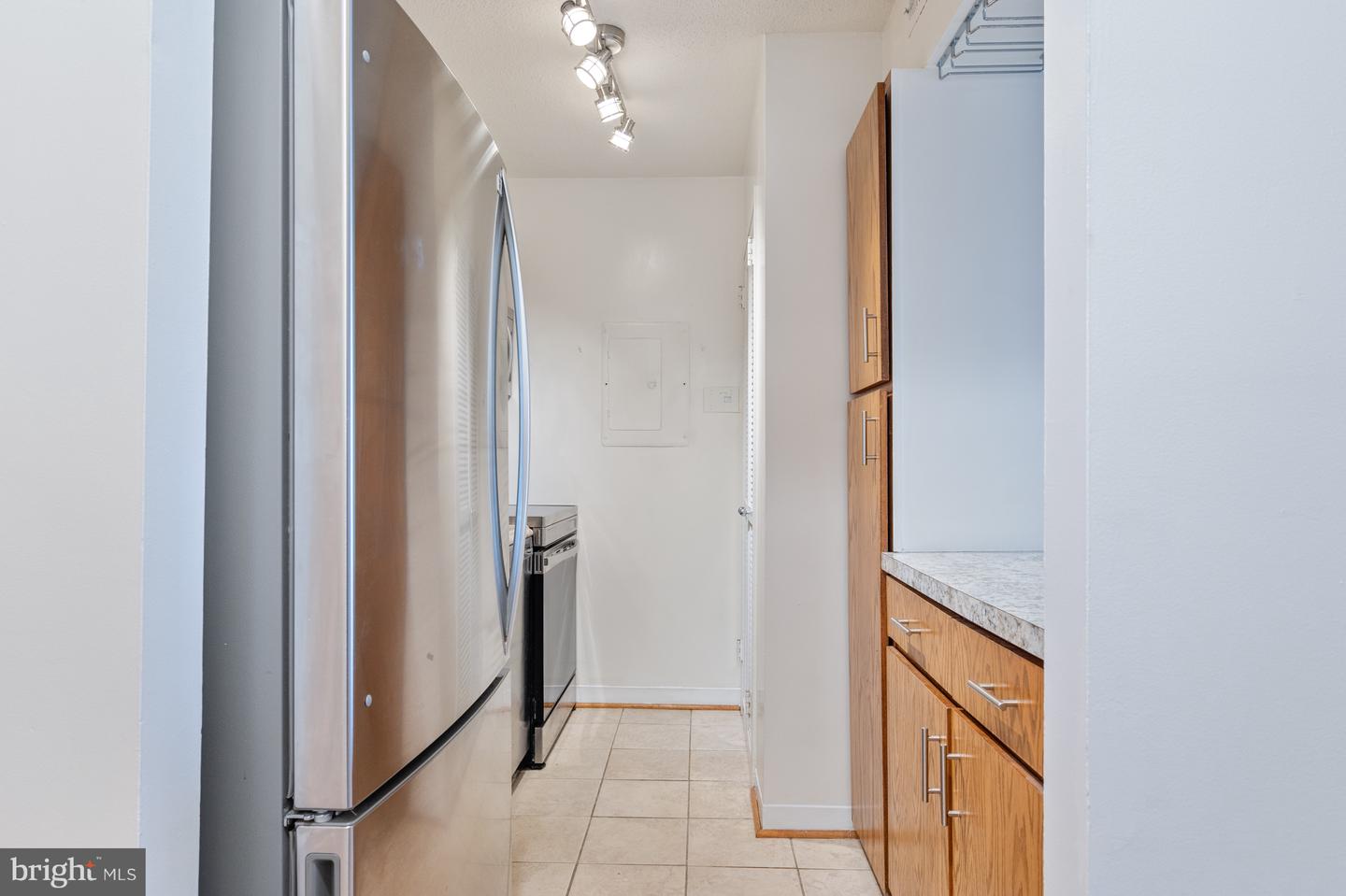 1808 OLD MEADOW RD #1115, MCLEAN, Virginia 22102, 2 Bedrooms Bedrooms, 4 Rooms Rooms,2 BathroomsBathrooms,Residential,For sale,1808 OLD MEADOW RD #1115,VAFX2273632 MLS # VAFX2273632
