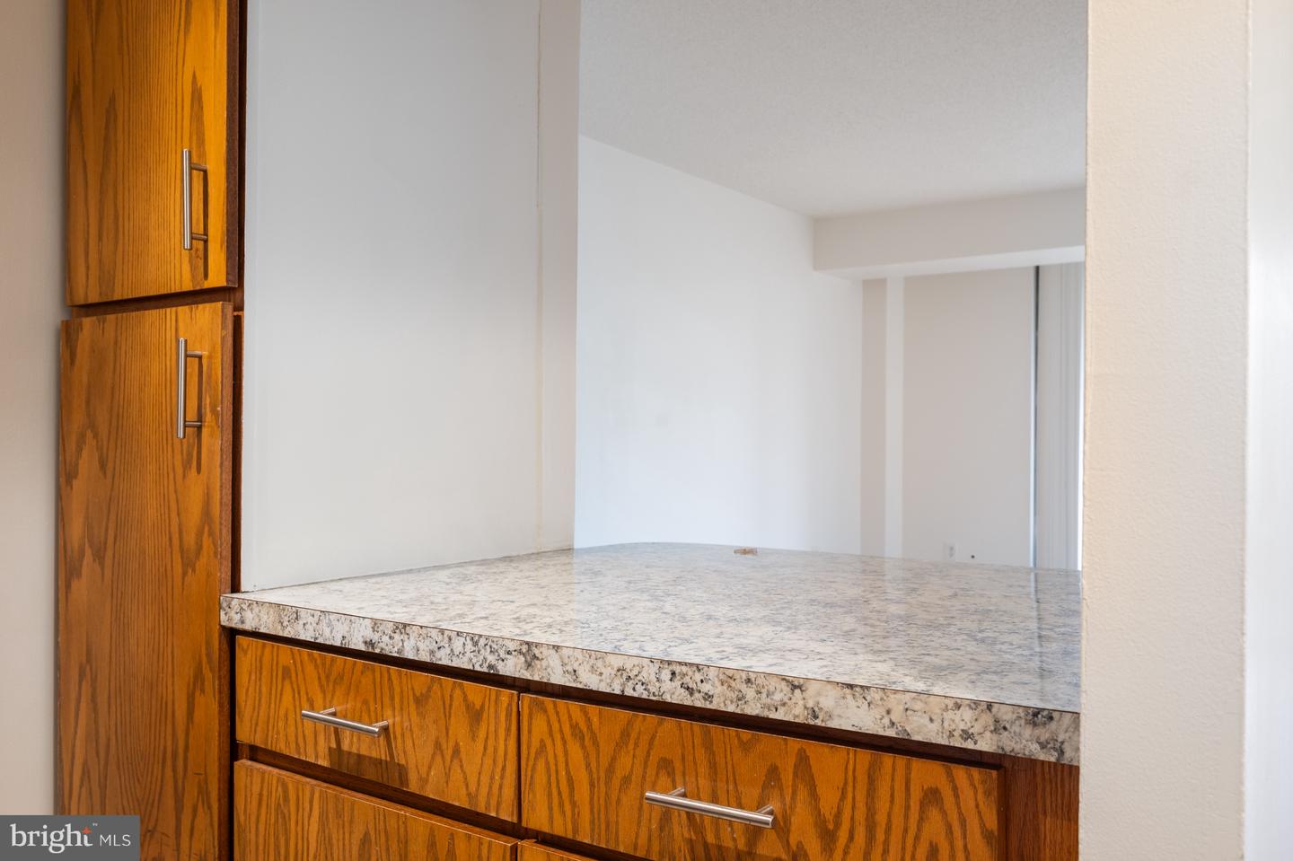 1808 OLD MEADOW RD #1115, MCLEAN, Virginia 22102, 2 Bedrooms Bedrooms, 4 Rooms Rooms,2 BathroomsBathrooms,Residential,For sale,1808 OLD MEADOW RD #1115,VAFX2273632 MLS # VAFX2273632