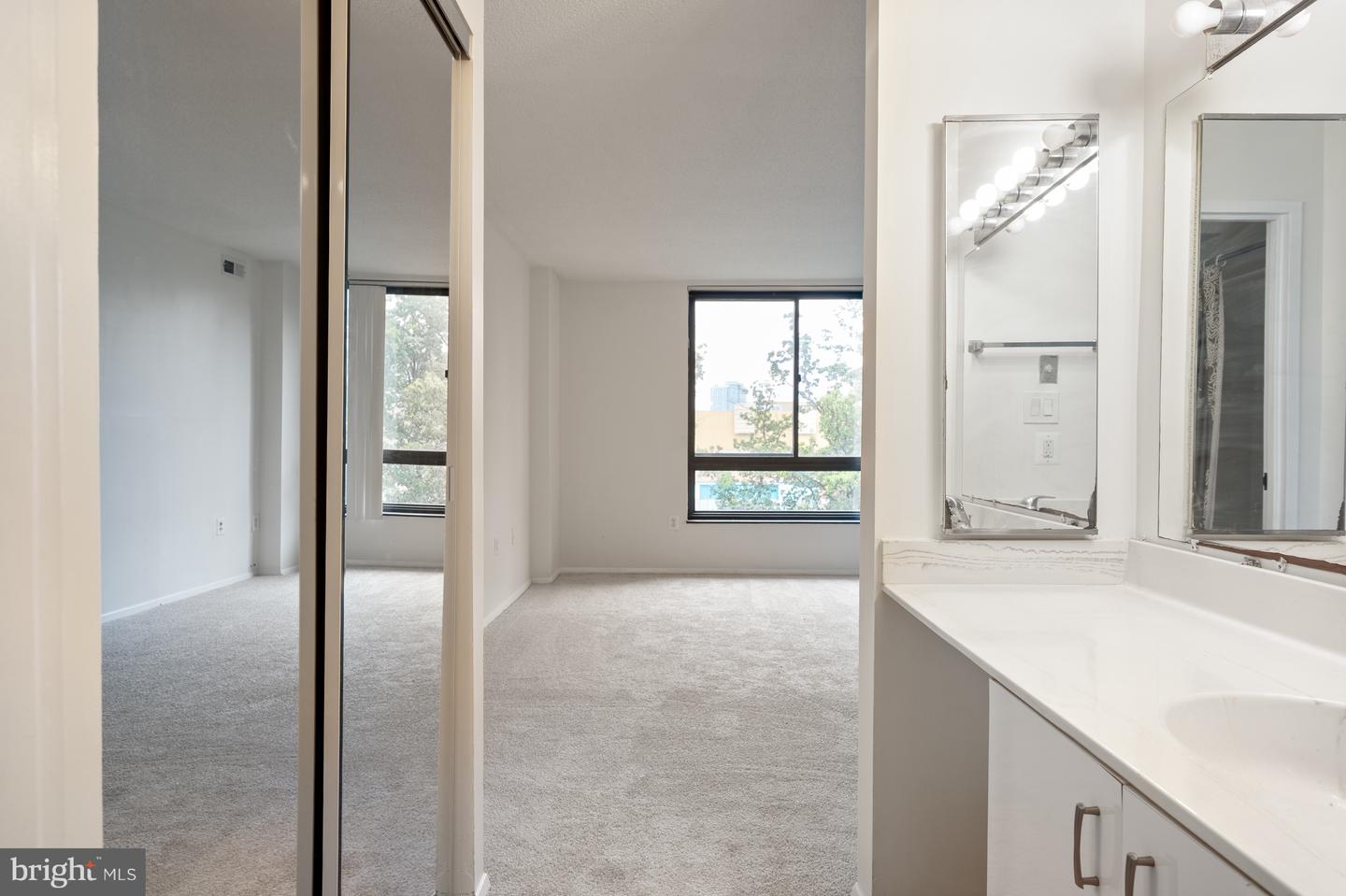 1808 OLD MEADOW RD #1115, MCLEAN, Virginia 22102, 2 Bedrooms Bedrooms, 4 Rooms Rooms,2 BathroomsBathrooms,Residential,For sale,1808 OLD MEADOW RD #1115,VAFX2273632 MLS # VAFX2273632