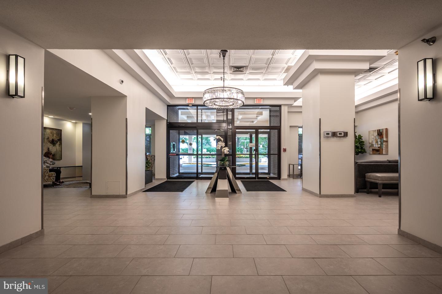 1808 OLD MEADOW RD #1115, MCLEAN, Virginia 22102, 2 Bedrooms Bedrooms, 4 Rooms Rooms,2 BathroomsBathrooms,Residential,For sale,1808 OLD MEADOW RD #1115,VAFX2273632 MLS # VAFX2273632
