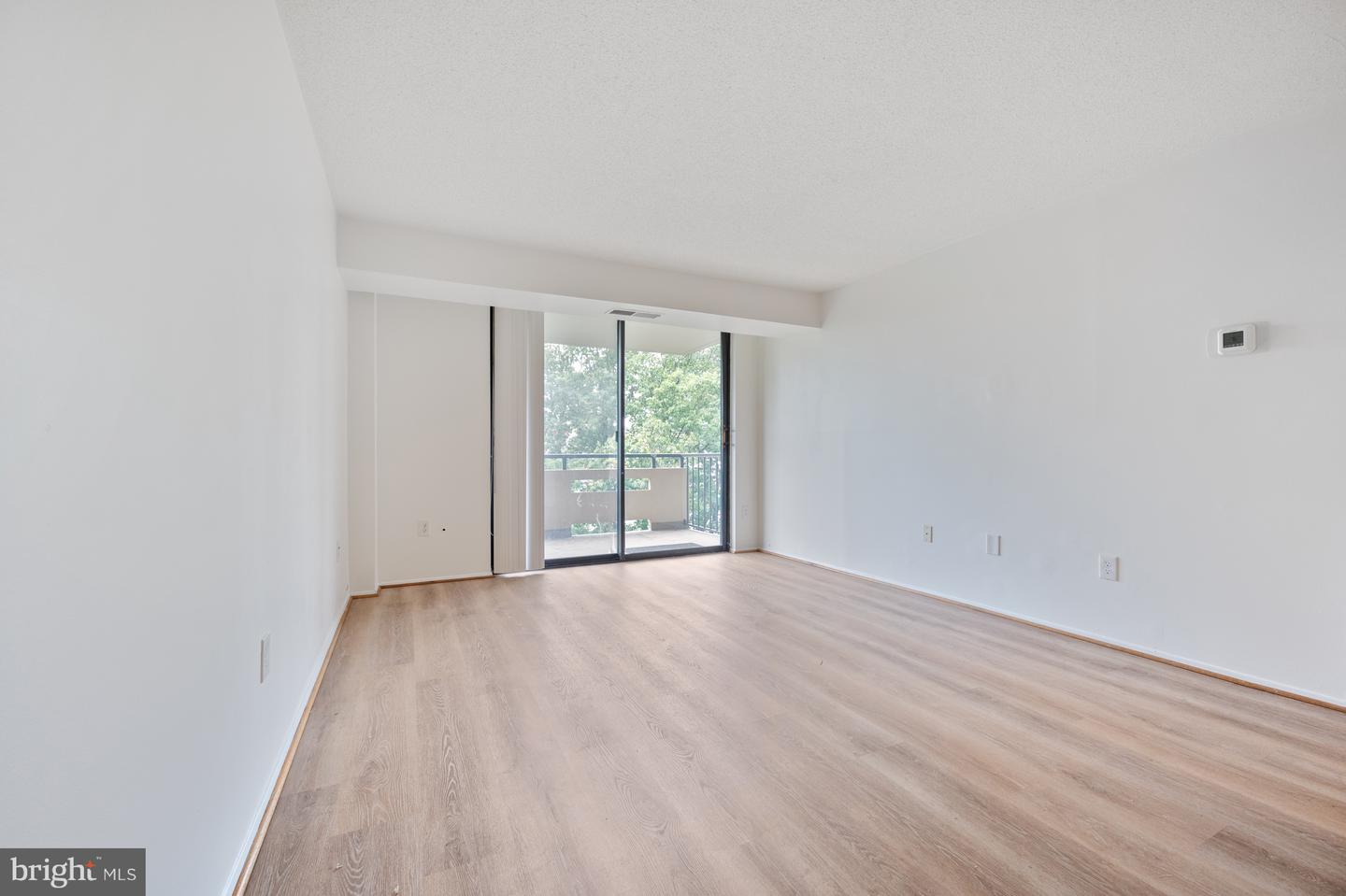 1808 OLD MEADOW RD #1115, MCLEAN, Virginia 22102, 2 Bedrooms Bedrooms, 4 Rooms Rooms,2 BathroomsBathrooms,Residential,For sale,1808 OLD MEADOW RD #1115,VAFX2273632 MLS # VAFX2273632