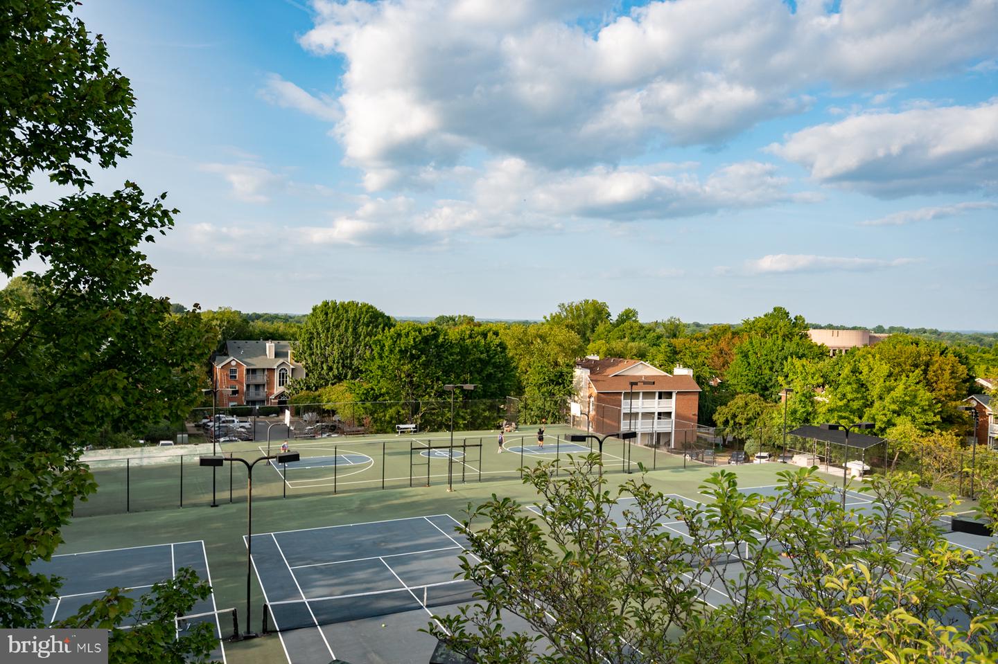 1808 OLD MEADOW RD #1115, MCLEAN, Virginia 22102, 2 Bedrooms Bedrooms, 4 Rooms Rooms,2 BathroomsBathrooms,Residential,For sale,1808 OLD MEADOW RD #1115,VAFX2273632 MLS # VAFX2273632