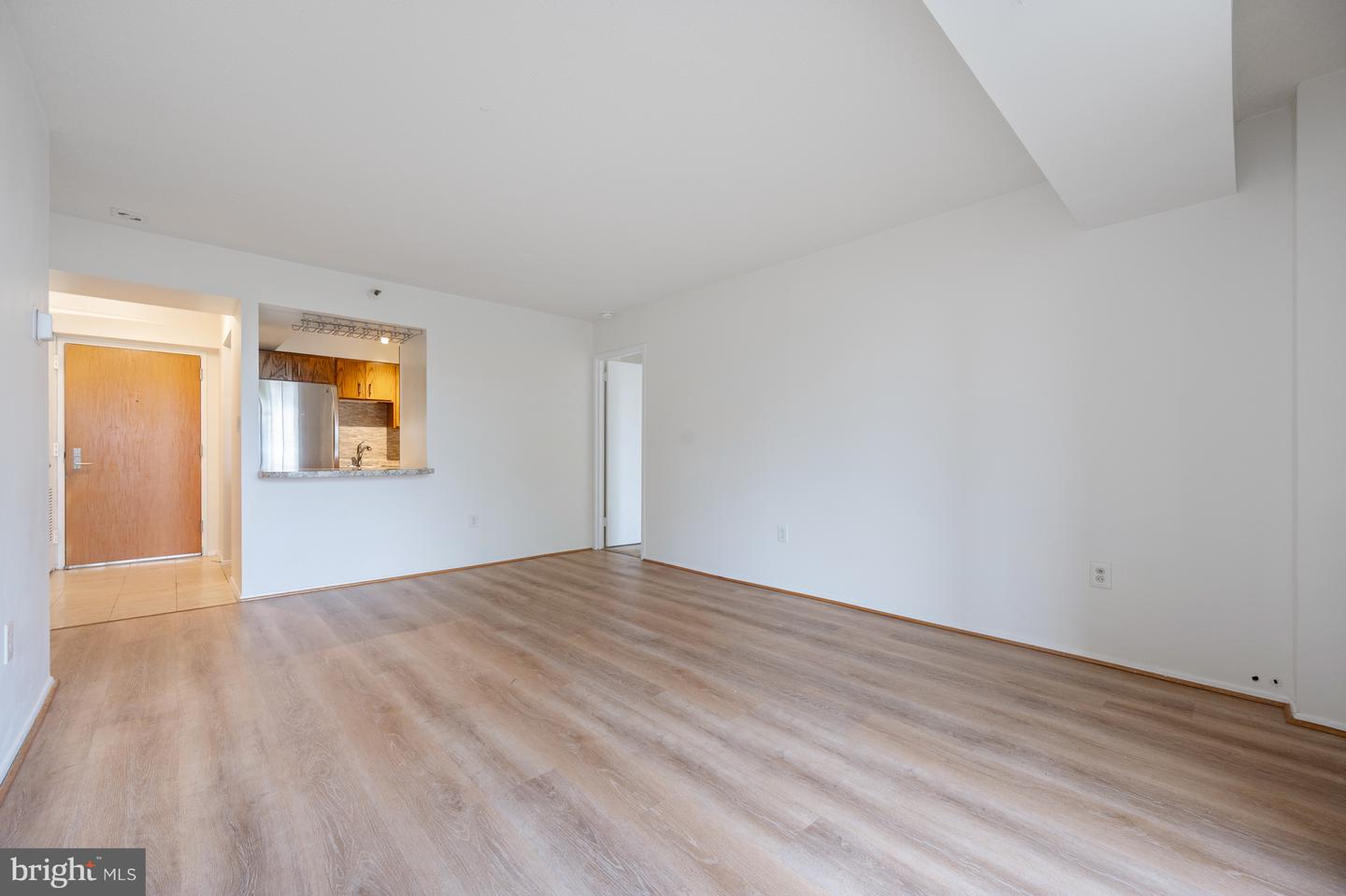 1808 OLD MEADOW RD #1115, MCLEAN, Virginia 22102, 2 Bedrooms Bedrooms, 4 Rooms Rooms,2 BathroomsBathrooms,Residential,For sale,1808 OLD MEADOW RD #1115,VAFX2273632 MLS # VAFX2273632