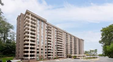 1808 OLD MEADOW RD #1115, MCLEAN, Virginia 22102, 2 Bedrooms Bedrooms, 4 Rooms Rooms,2 BathroomsBathrooms,Residential,For sale,1808 OLD MEADOW RD #1115,VAFX2273632 MLS # VAFX2273632