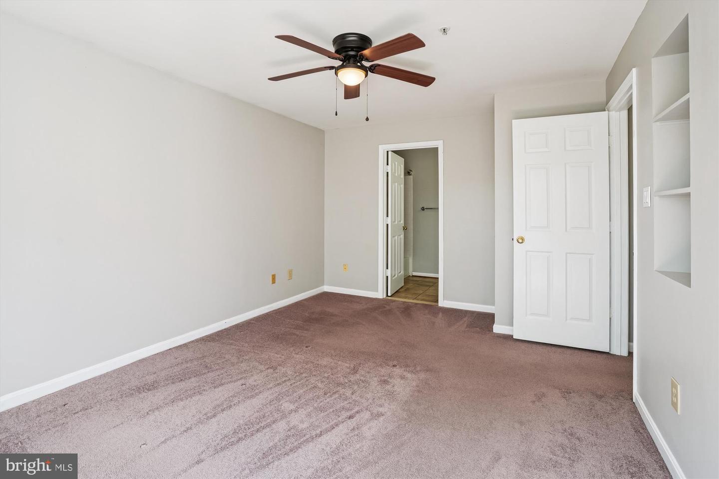11005 KINSHIP CT #303, MANASSAS, Virginia 20109, 2 Bedrooms Bedrooms, ,2 BathroomsBathrooms,Residential,For sale,11005 KINSHIP CT #303,VAPW2105750 MLS # VAPW2105750