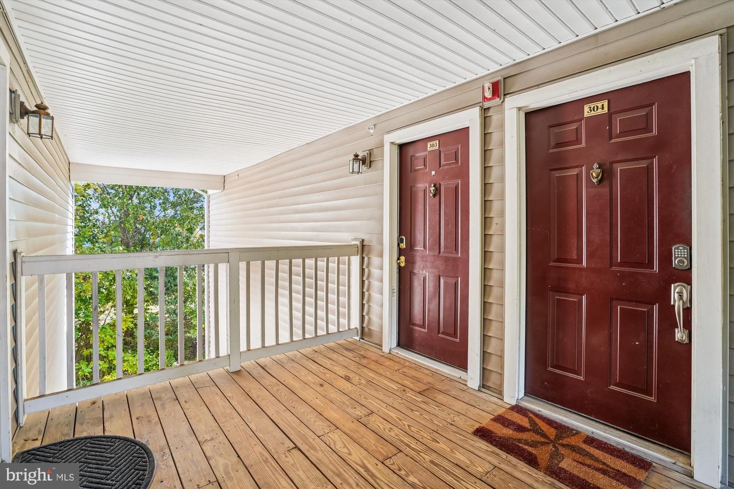11005 KINSHIP CT #303, MANASSAS, Virginia 20109, 2 Bedrooms Bedrooms, ,2 BathroomsBathrooms,Residential,For sale,11005 KINSHIP CT #303,VAPW2105750 MLS # VAPW2105750