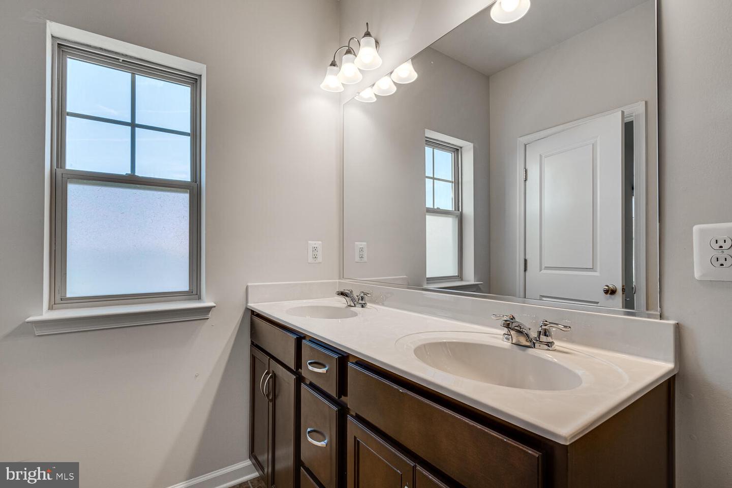 165 WHITSON WOODS PL, STAFFORD, Virginia 22554, 4 Bedrooms Bedrooms, ,3 BathroomsBathrooms,Residential,For sale,165 WHITSON WOODS PL,VAST2043412 MLS # VAST2043412