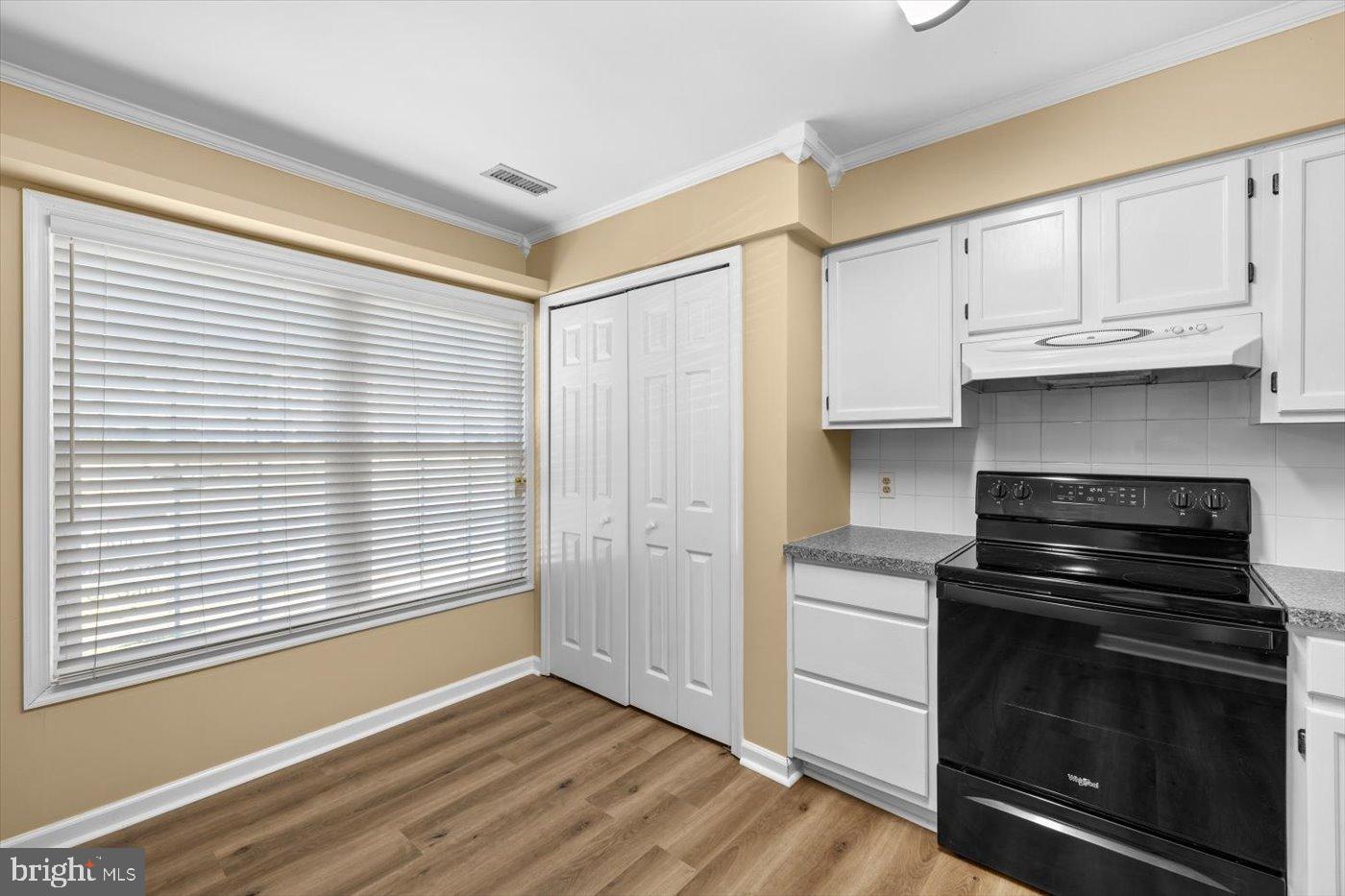 5107 DOMINION DR, FREDERICKSBURG, Virginia 22407, 2 Bedrooms Bedrooms, 8 Rooms Rooms,2 BathroomsBathrooms,Residential,For sale,5107 DOMINION DR,VASP2036834 MLS # VASP2036834
