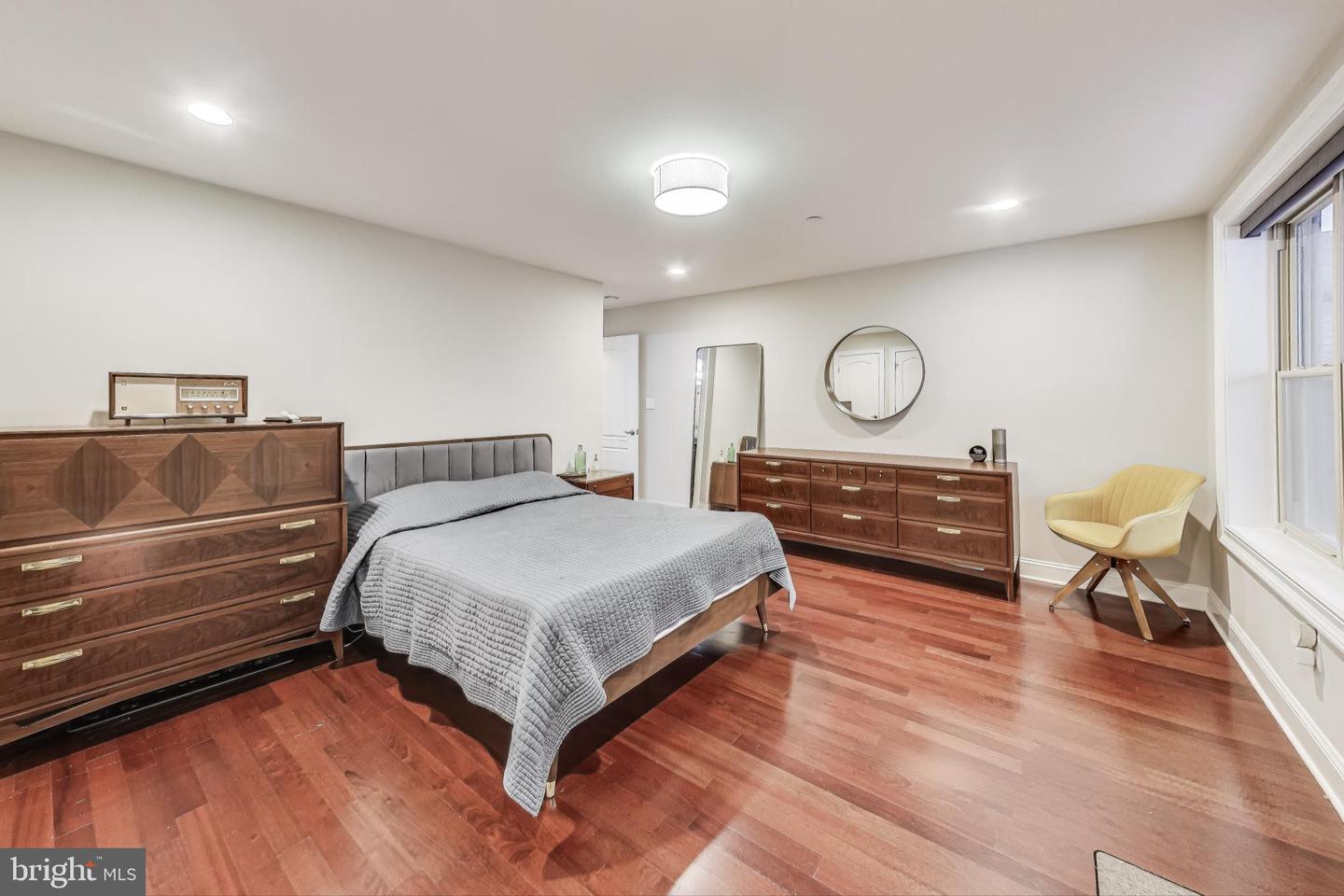 1427 CLIFTON ST NW #1, WASHINGTON, District Of Columbia 20009, 2 Bedrooms Bedrooms, ,2 BathroomsBathrooms,Residential,For sale,1427 CLIFTON ST NW #1,DCDC2226436 MLS # DCDC2226436