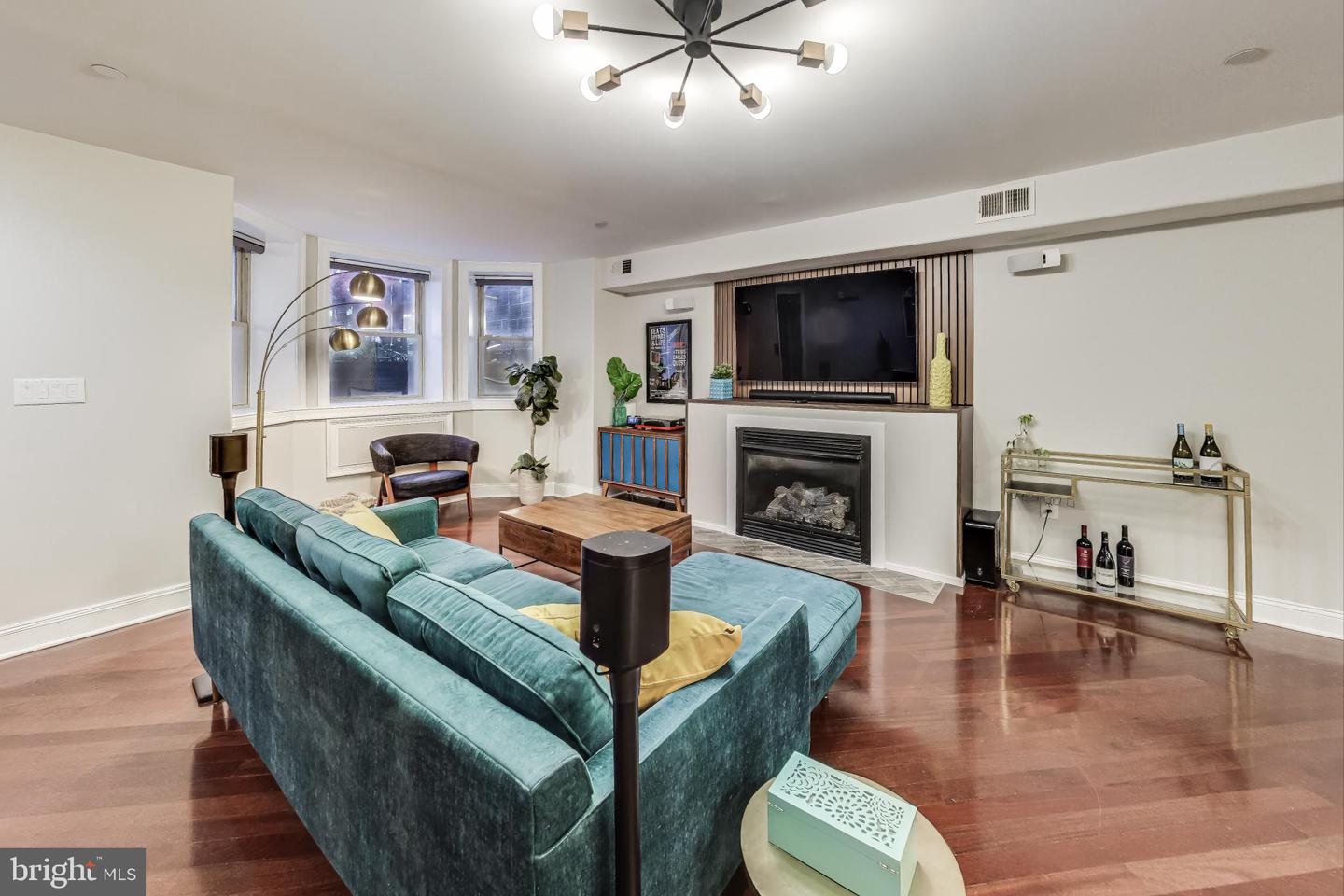 1427 CLIFTON ST NW #1, WASHINGTON, District Of Columbia 20009, 2 Bedrooms Bedrooms, ,2 BathroomsBathrooms,Residential,For sale,1427 CLIFTON ST NW #1,DCDC2226436 MLS # DCDC2226436