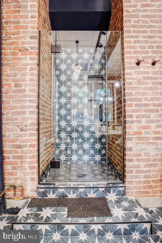 1375 MARYLAND AVE NE #F, WASHINGTON, District Of Columbia 20002, 2 Bedrooms Bedrooms, 3 Rooms Rooms,1 BathroomBathrooms,Residential,For sale,1375 MARYLAND AVE NE #F,DCDC2226450 MLS # DCDC2226450