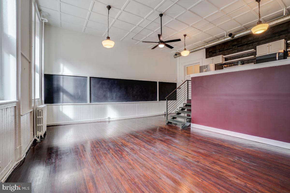 1375 MARYLAND AVE NE #F, WASHINGTON, District Of Columbia 20002, 2 Bedrooms Bedrooms, 3 Rooms Rooms,1 BathroomBathrooms,Residential,For sale,1375 MARYLAND AVE NE #F,DCDC2226450 MLS # DCDC2226450