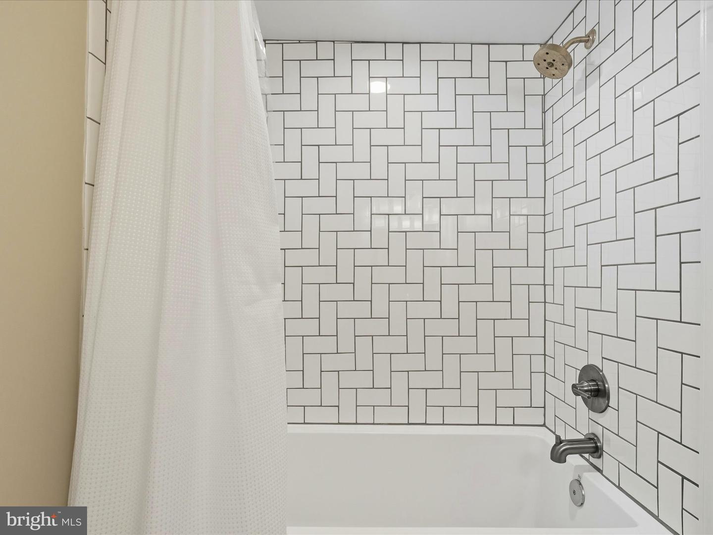 3878 ALDER WOODS CT, FAIRFAX, Virginia 22033, 2 Bedrooms Bedrooms, ,3 BathroomsBathrooms,Residential,For sale,3878 ALDER WOODS CT,VAFX2273792 MLS # VAFX2273792