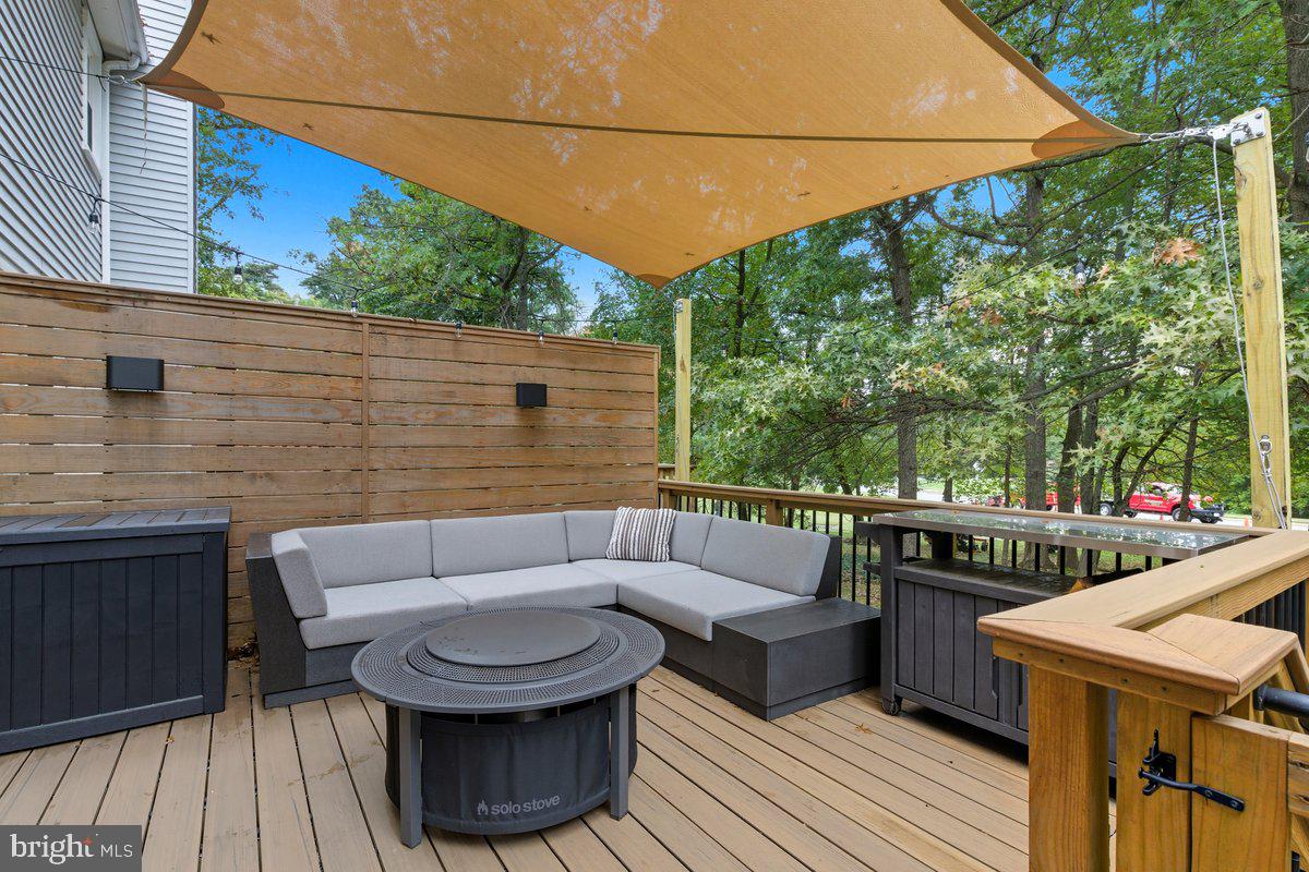 3878 ALDER WOODS CT, FAIRFAX, Virginia 22033, 2 Bedrooms Bedrooms, ,3 BathroomsBathrooms,Residential,For sale,3878 ALDER WOODS CT,VAFX2273792 MLS # VAFX2273792