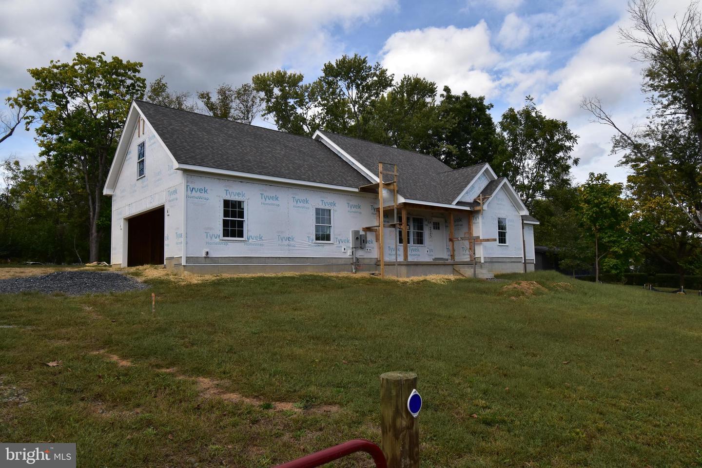 225 SUGAR MAPLE RD, FRONT ROYAL, Virginia 22630, 3 Bedrooms Bedrooms, ,2 BathroomsBathrooms,Residential,For sale,225 SUGAR MAPLE RD,VAWR2012536 MLS # VAWR2012536