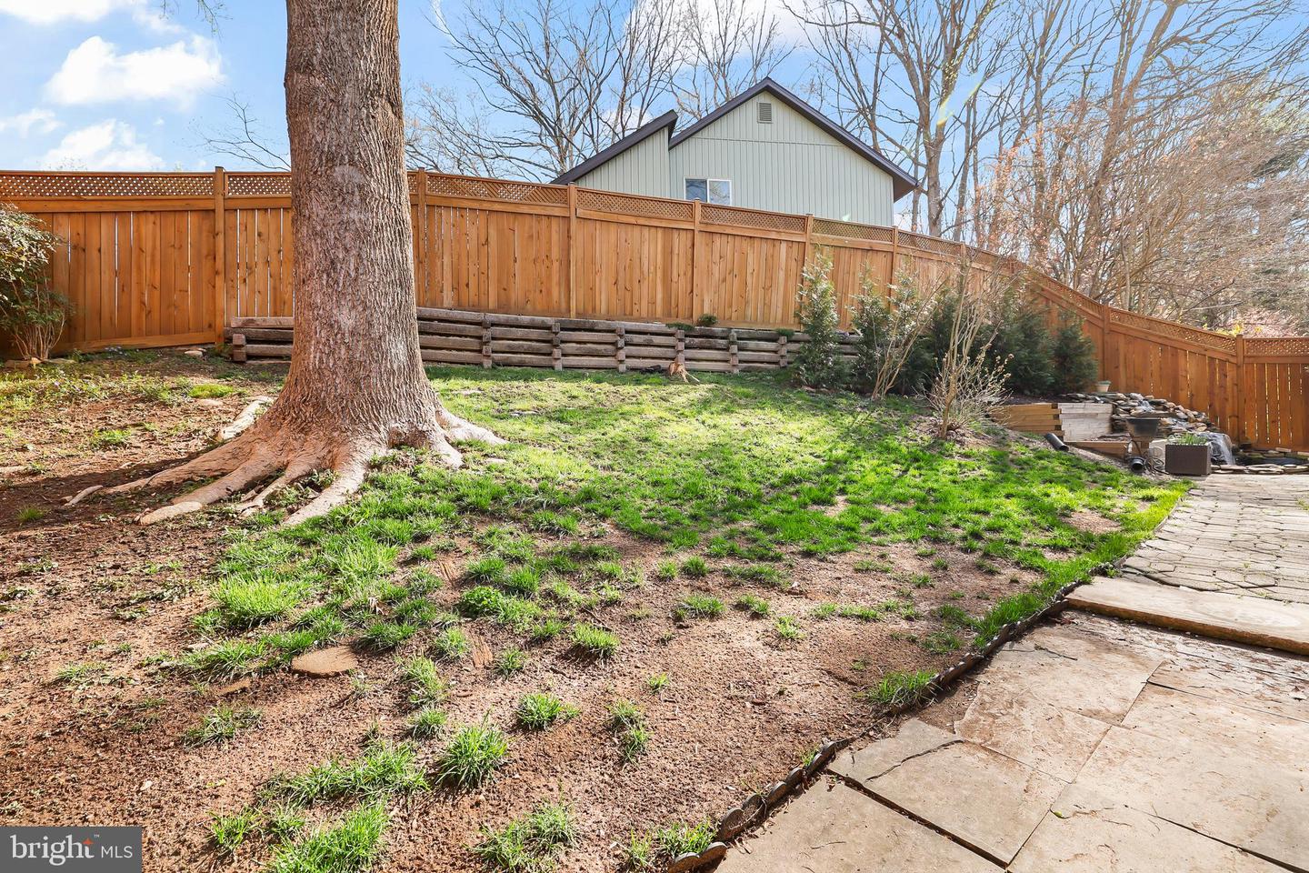 7517 CHANCELLOR WAY, SPRINGFIELD, Virginia 22153, 3 Bedrooms Bedrooms, ,2 BathroomsBathrooms,Residential,For sale,7517 CHANCELLOR WAY,VAFX2273808 MLS # VAFX2273808