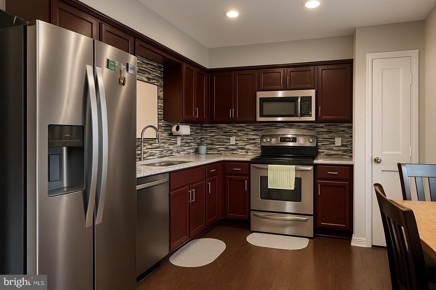 21 HAXALL CT, STERLING, Virginia 20165, 3 Bedrooms Bedrooms, ,3 BathroomsBathrooms,Residential,For sale,21 HAXALL CT,VALO2108654 MLS # VALO2108654
