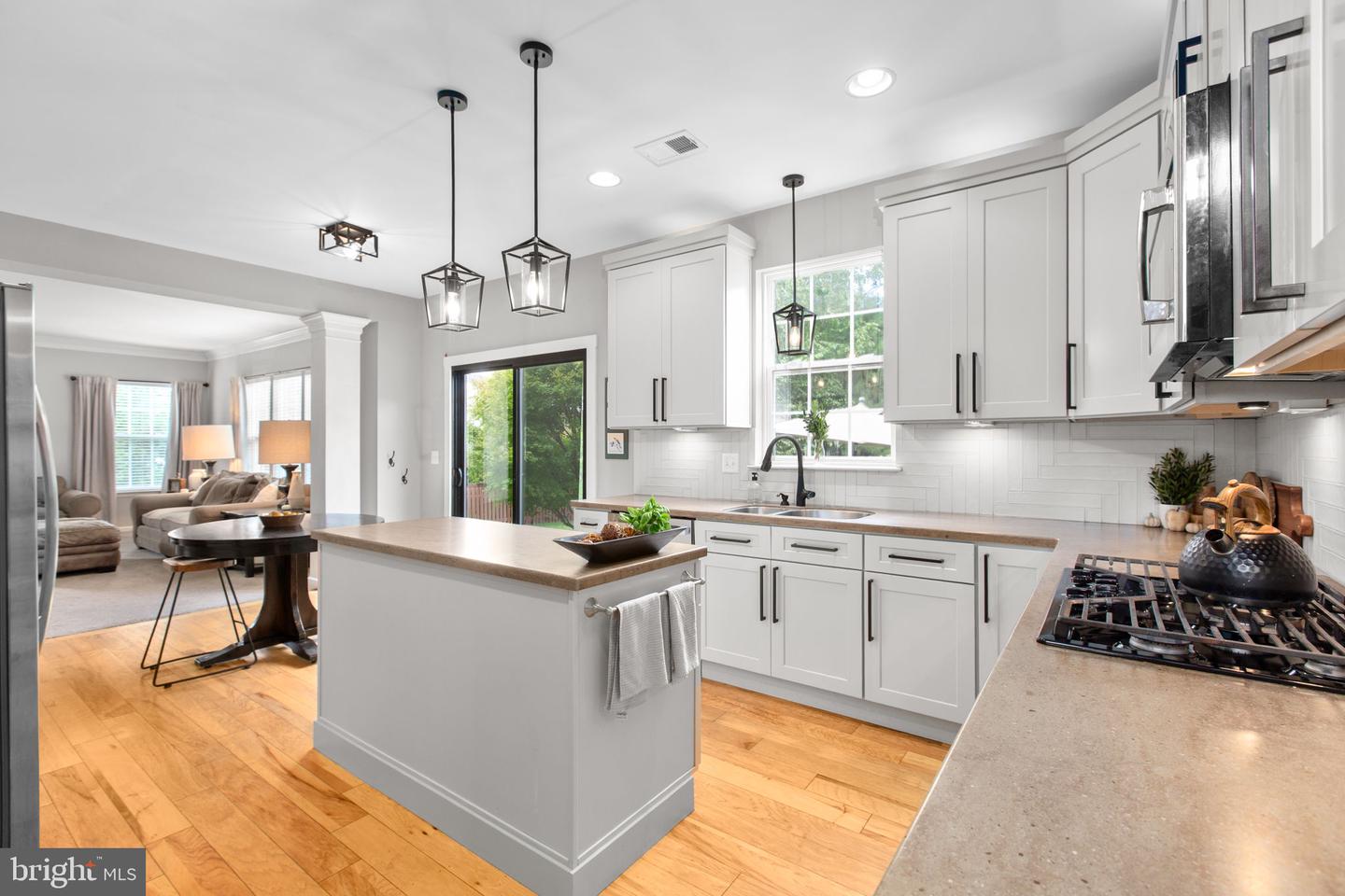 9402 LAUREL OAK DR, FREDERICKSBURG, Virginia 22407, 4 Bedrooms Bedrooms, ,3 BathroomsBathrooms,Residential,For sale,9402 LAUREL OAK DR,VASP2036838 MLS # VASP2036838