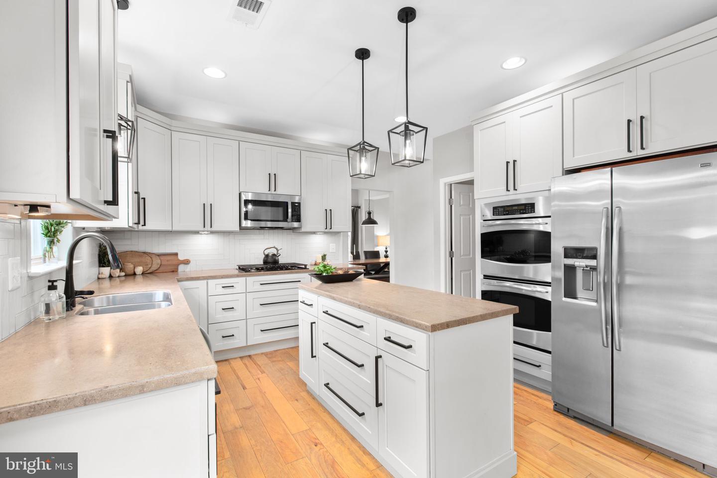 9402 LAUREL OAK DR, FREDERICKSBURG, Virginia 22407, 4 Bedrooms Bedrooms, ,3 BathroomsBathrooms,Residential,For sale,9402 LAUREL OAK DR,VASP2036838 MLS # VASP2036838