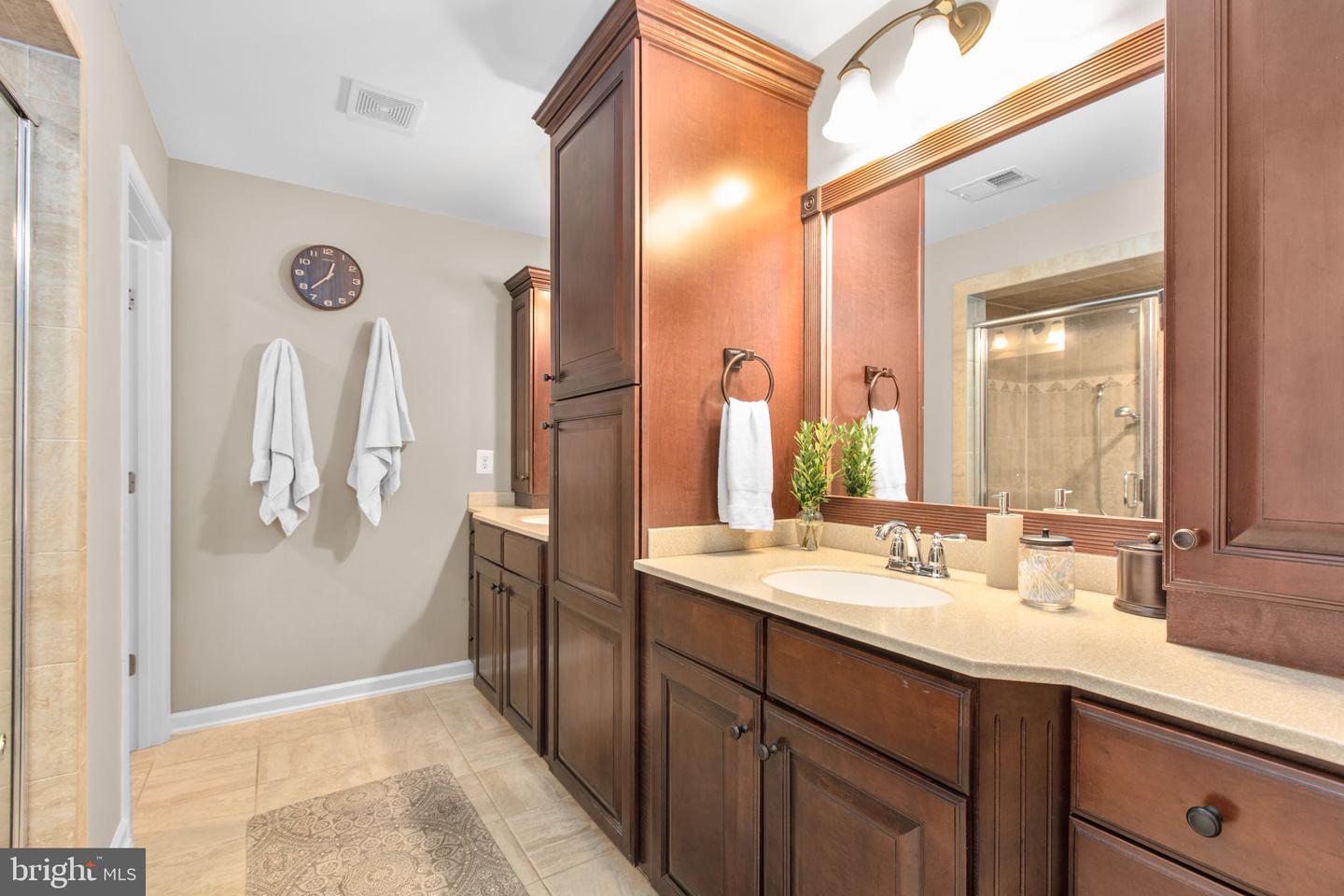 9402 LAUREL OAK DR, FREDERICKSBURG, Virginia 22407, 4 Bedrooms Bedrooms, ,3 BathroomsBathrooms,Residential,For sale,9402 LAUREL OAK DR,VASP2036838 MLS # VASP2036838