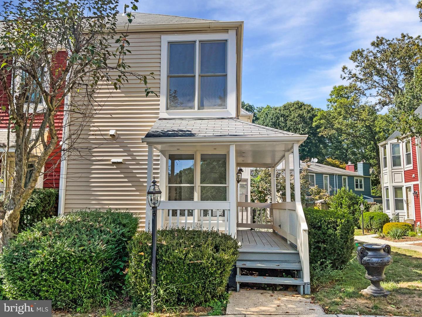 11184 SILENTWOOD LN, RESTON, Virginia 20191, 2 Bedrooms Bedrooms, ,2 BathroomsBathrooms,Residential,For sale,11184 SILENTWOOD LN,VAFX2224482 MLS # VAFX2224482