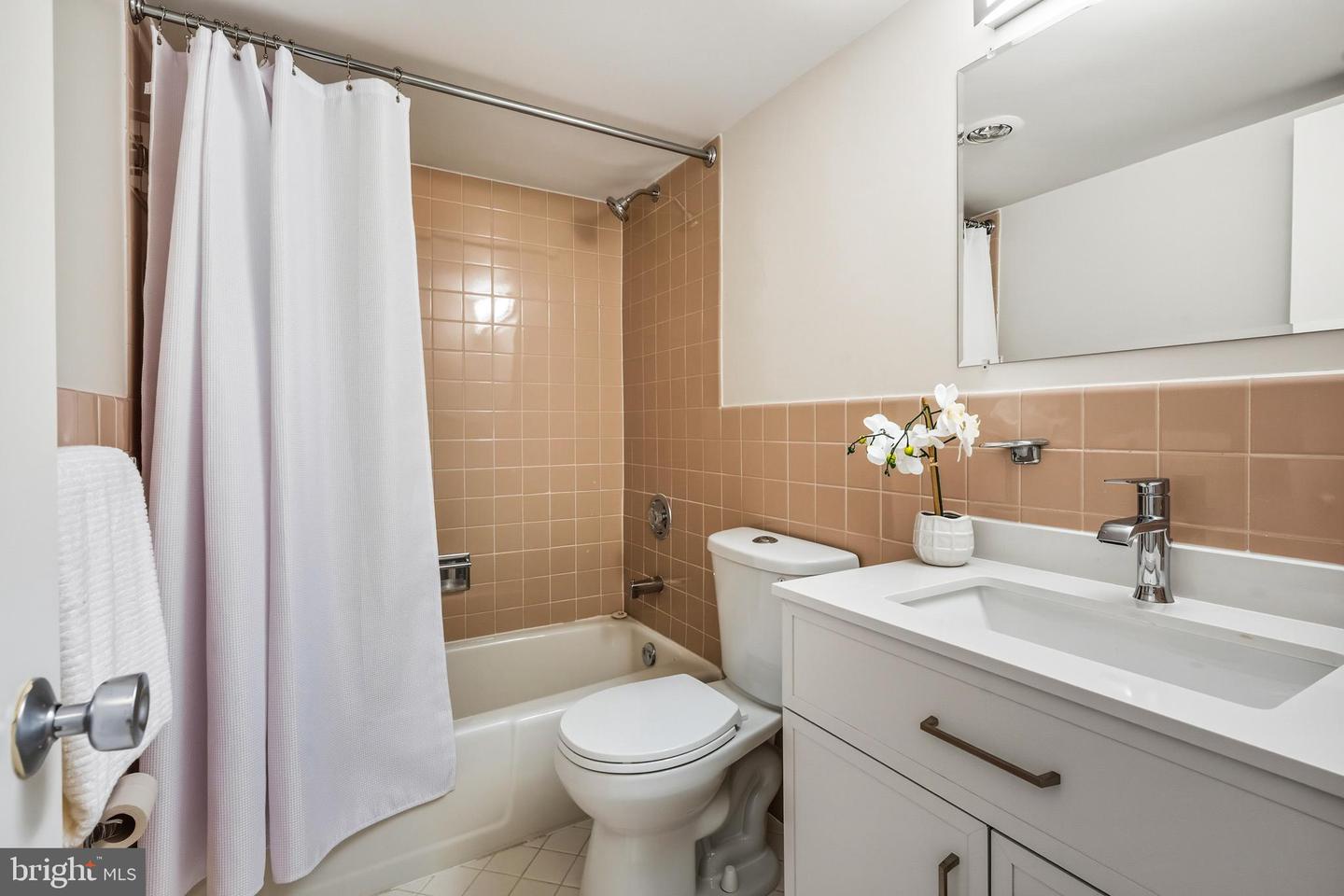 2939 VAN NESS ST NW #419, WASHINGTON, District Of Columbia 20008, 1 Bedroom Bedrooms, ,1 BathroomBathrooms,Residential,For sale,2939 VAN NESS ST NW #419,DCDC2191986 MLS # DCDC2191986