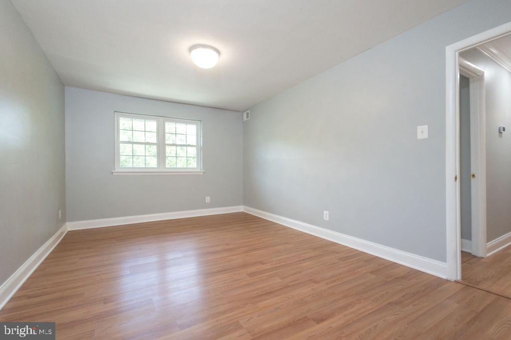 7093 SPRING GARDEN DR #202, SPRINGFIELD, Virginia 22150, 2 Bedrooms Bedrooms, ,1 BathroomBathrooms,Residential,For sale,7093 SPRING GARDEN DR #202,VAFX2250512 MLS # VAFX2250512