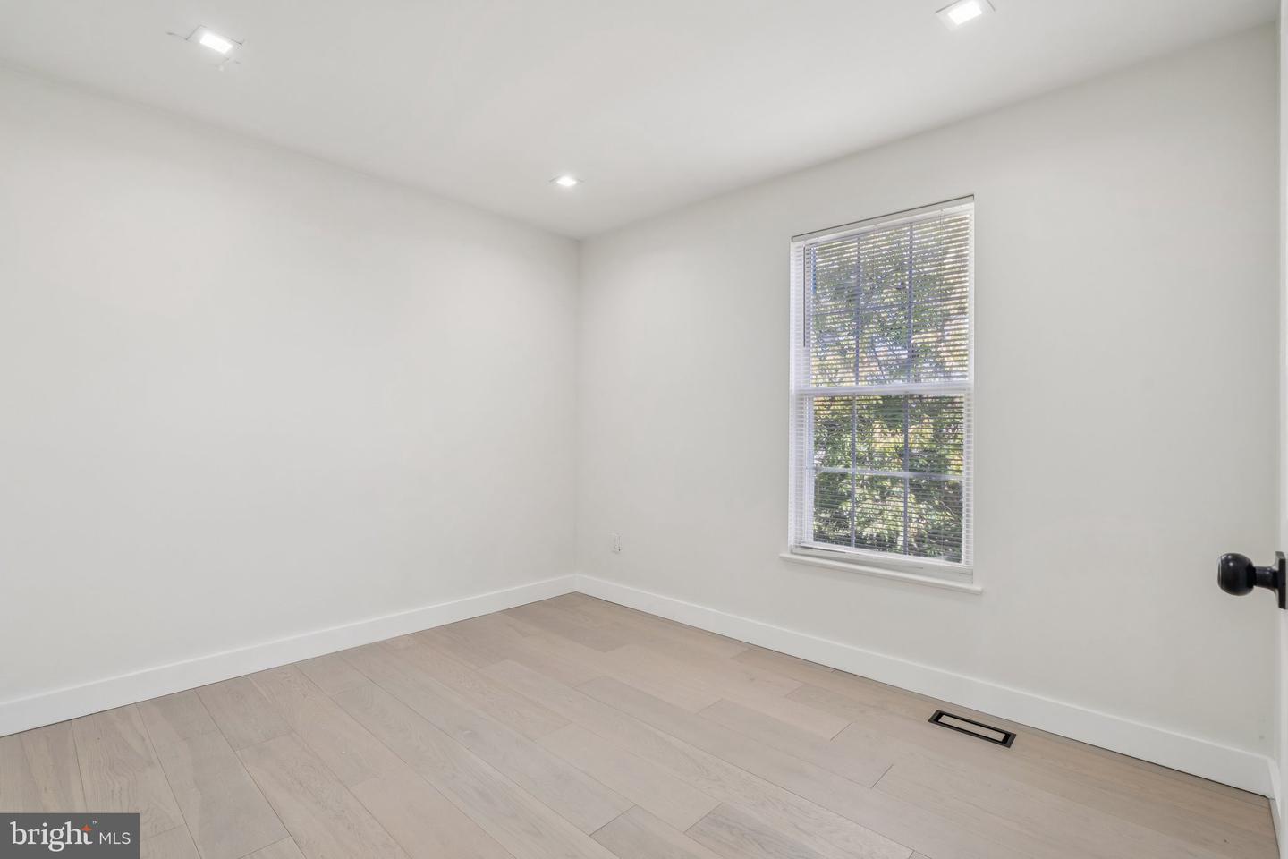 43501 POSTRAIL SQ, ASHBURN, Virginia 20147, 3 Bedrooms Bedrooms, 6 Rooms Rooms,2 BathroomsBathrooms,Residential,For sale,43501 POSTRAIL SQ,VALO2103772 MLS # VALO2103772 43501 POSTRAIL SQ, ASHBURN, Virginia 20147, 3 Bedrooms Bedrooms, 6 Rooms Rooms,2 BathroomsBathrooms,Residential,For sale,43501 POSTRAIL SQ,VALO2103772 MLS # VALO2103772