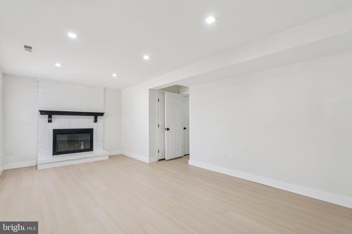 43501 POSTRAIL SQ, ASHBURN, Virginia 20147, 3 Bedrooms Bedrooms, 6 Rooms Rooms,2 BathroomsBathrooms,Residential,For sale,43501 POSTRAIL SQ,VALO2103772 MLS # VALO2103772 43501 POSTRAIL SQ, ASHBURN, Virginia 20147, 3 Bedrooms Bedrooms, 6 Rooms Rooms,2 BathroomsBathrooms,Residential,For sale,43501 POSTRAIL SQ,VALO2103772 MLS # VALO2103772