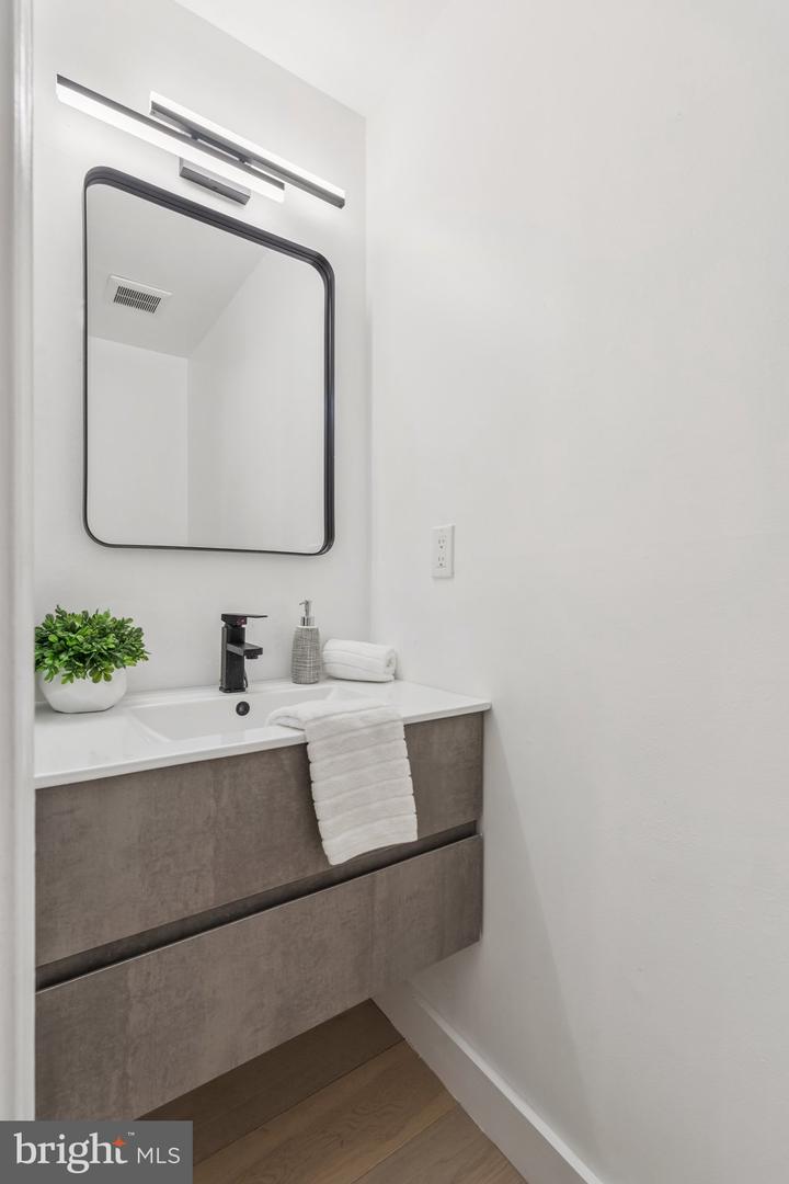 43501 POSTRAIL SQ, ASHBURN, Virginia 20147, 3 Bedrooms Bedrooms, 6 Rooms Rooms,2 BathroomsBathrooms,Residential,For sale,43501 POSTRAIL SQ,VALO2103772 MLS # VALO2103772 43501 POSTRAIL SQ, ASHBURN, Virginia 20147, 3 Bedrooms Bedrooms, 6 Rooms Rooms,2 BathroomsBathrooms,Residential,For sale,43501 POSTRAIL SQ,VALO2103772 MLS # VALO2103772