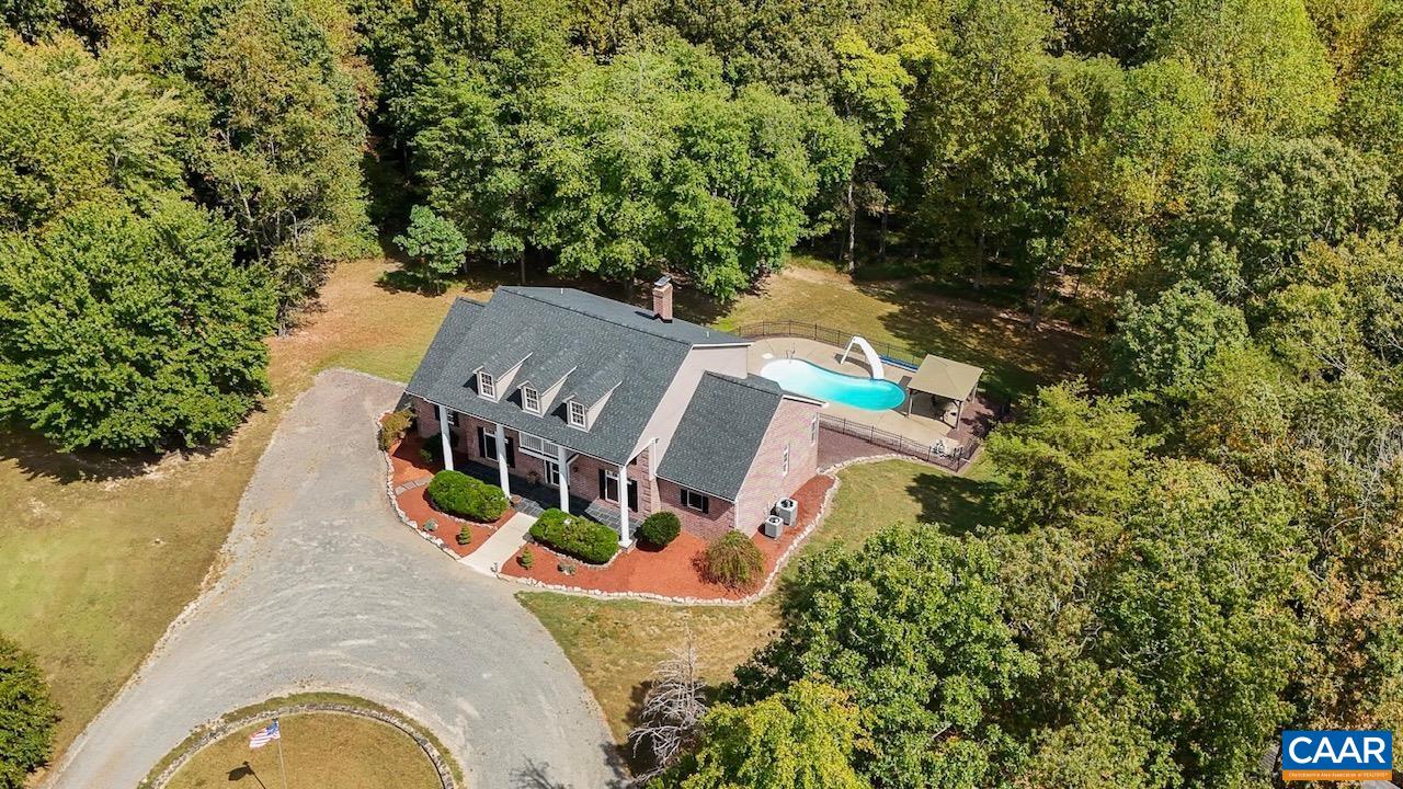 14200 ACORN LN, RIXEYVILLE, Virginia 22737, 4 Bedrooms Bedrooms, ,4 BathroomsBathrooms,Residential,14200 ACORN LN,669099 MLS # 669099