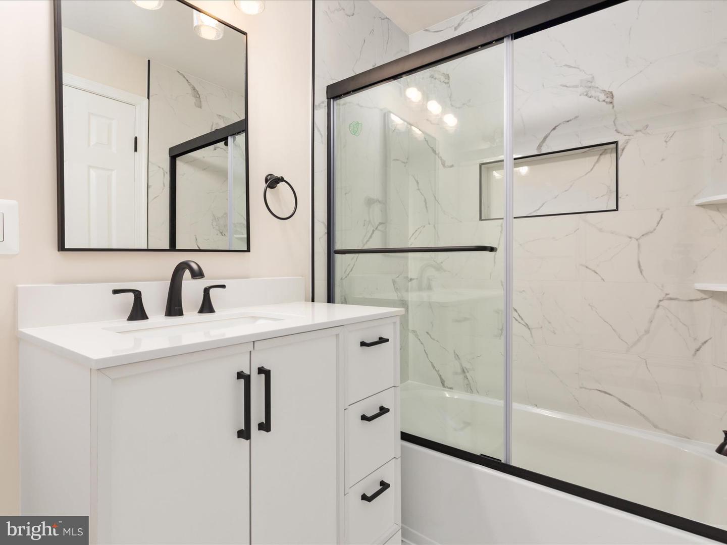 5625 MAXINE CT, ALEXANDRIA, Virginia 22310, 7 Bedrooms Bedrooms, 11 Rooms Rooms,4 BathroomsBathrooms,Residential,For sale,5625 MAXINE CT,VAFX2261474 MLS # VAFX2261474